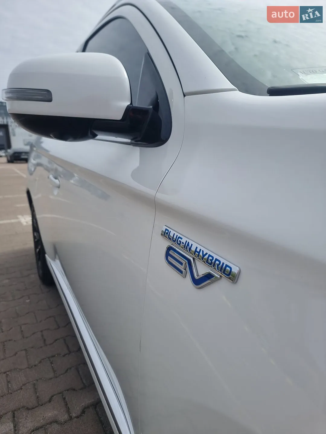 2018 Mitsubishi Outlander - мініатюра 17