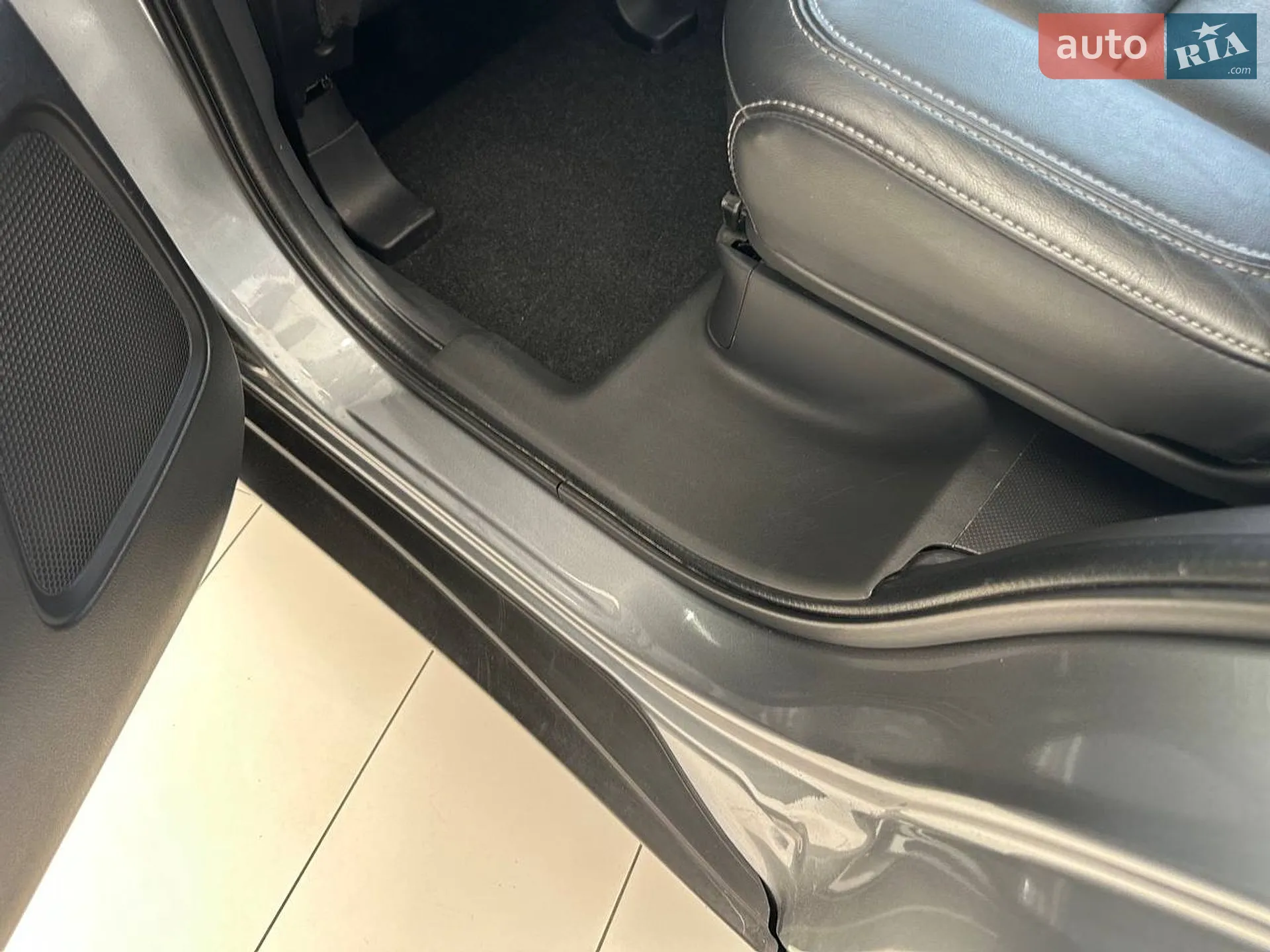 2020 Mitsubishi Outlander - мініатюра 83