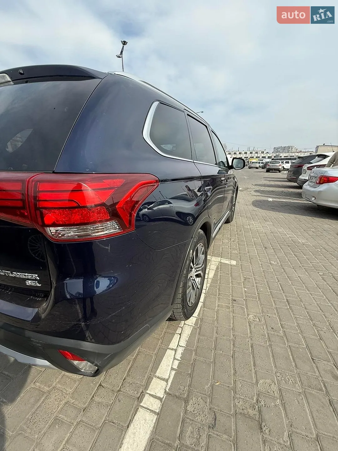 2016 Mitsubishi Outlander - мініатюра 6
