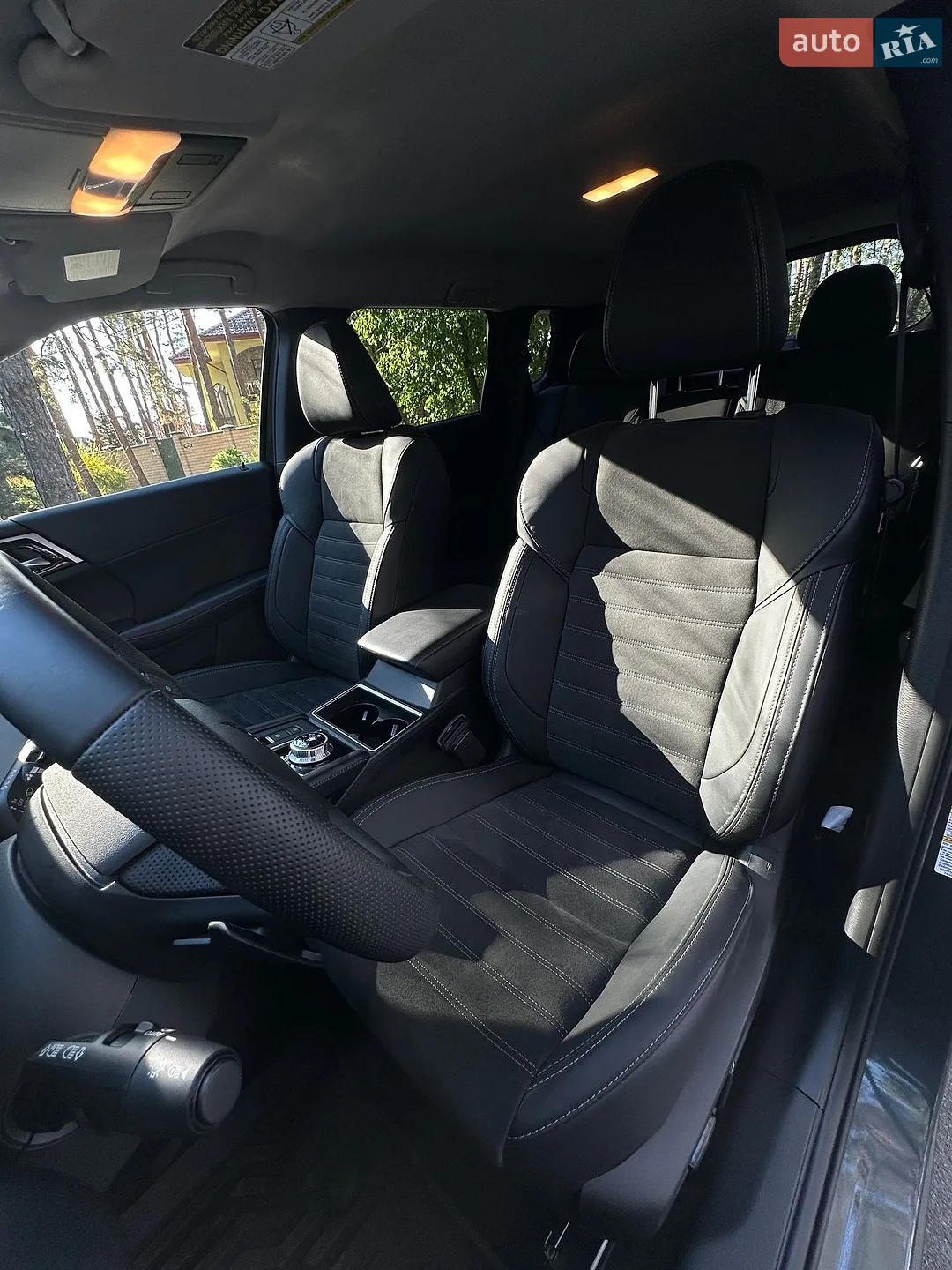 2024 Mitsubishi Outlander - мініатюра 45