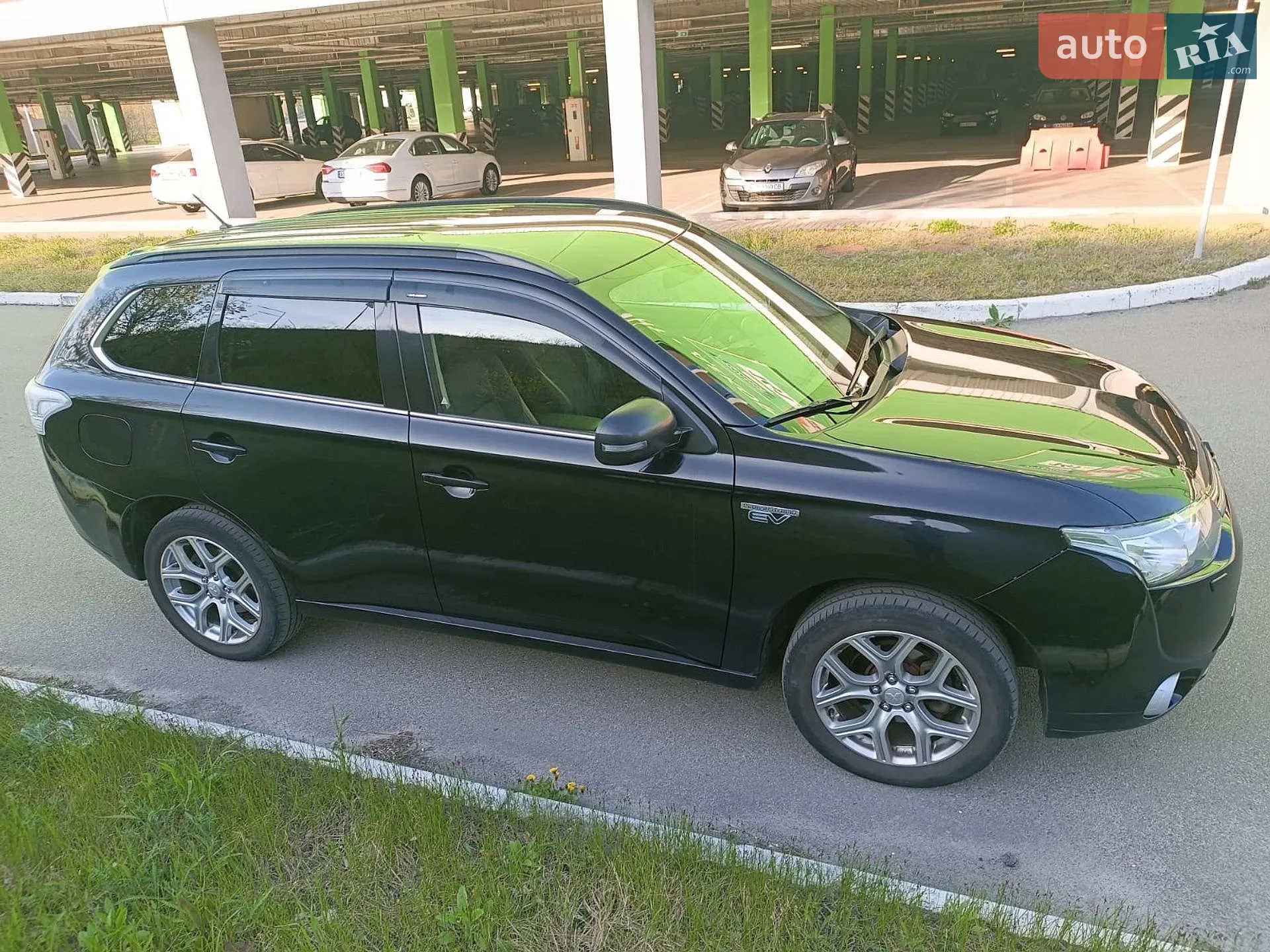 2013 Mitsubishi Outlander - мініатюра 2