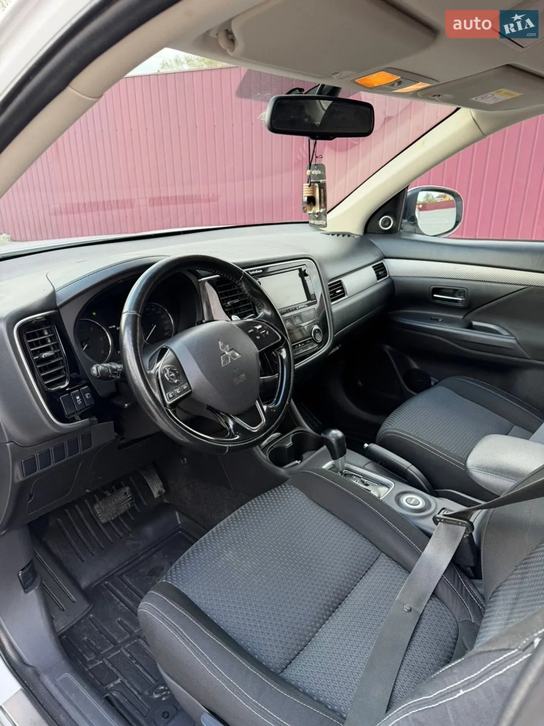 2016 Mitsubishi Outlander - мініатюра 26