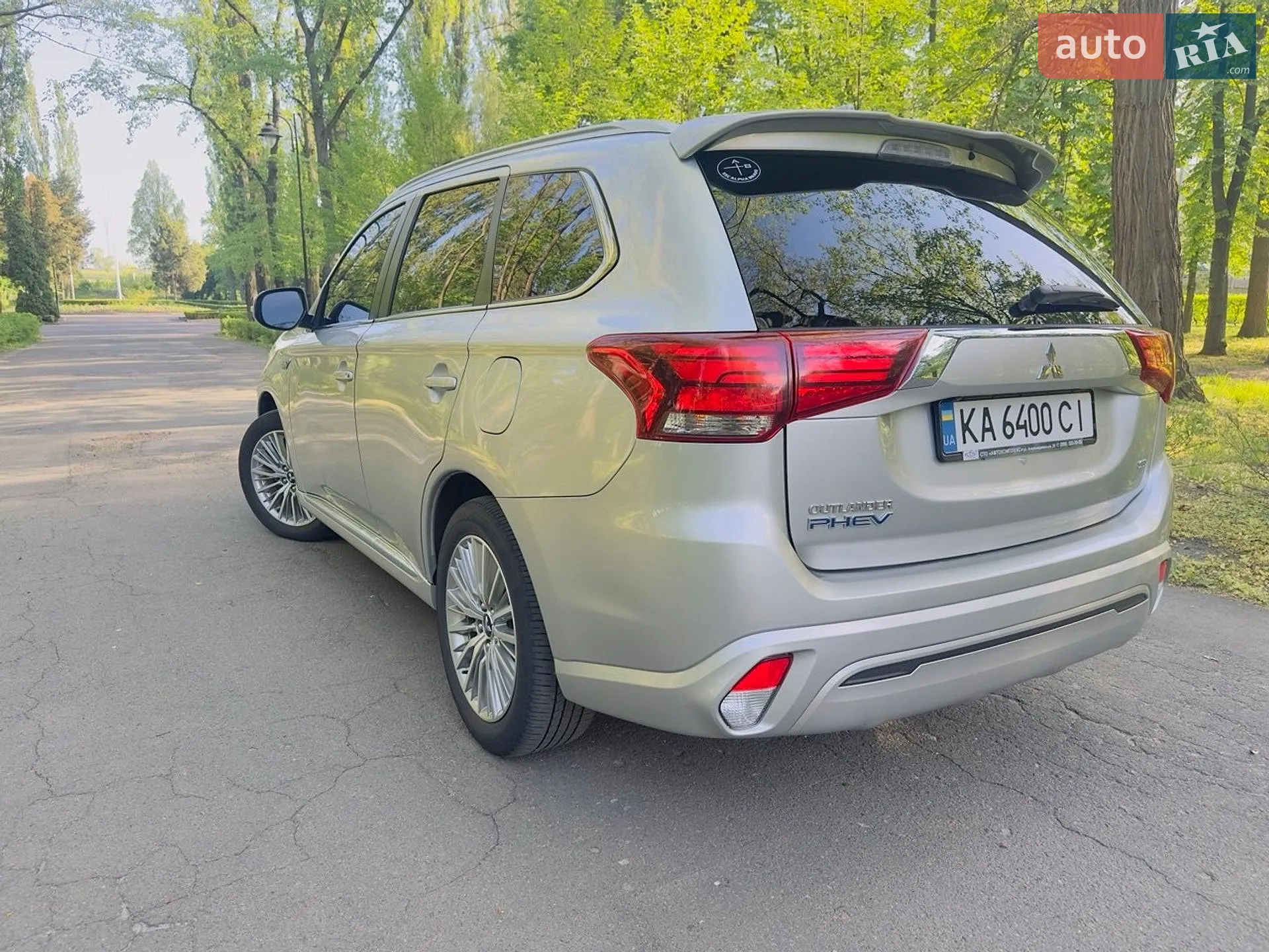 2022 Mitsubishi Outlander - мініатюра 12