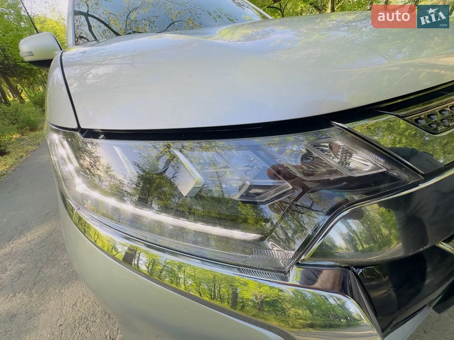2022 Mitsubishi Outlander - мініатюра 29