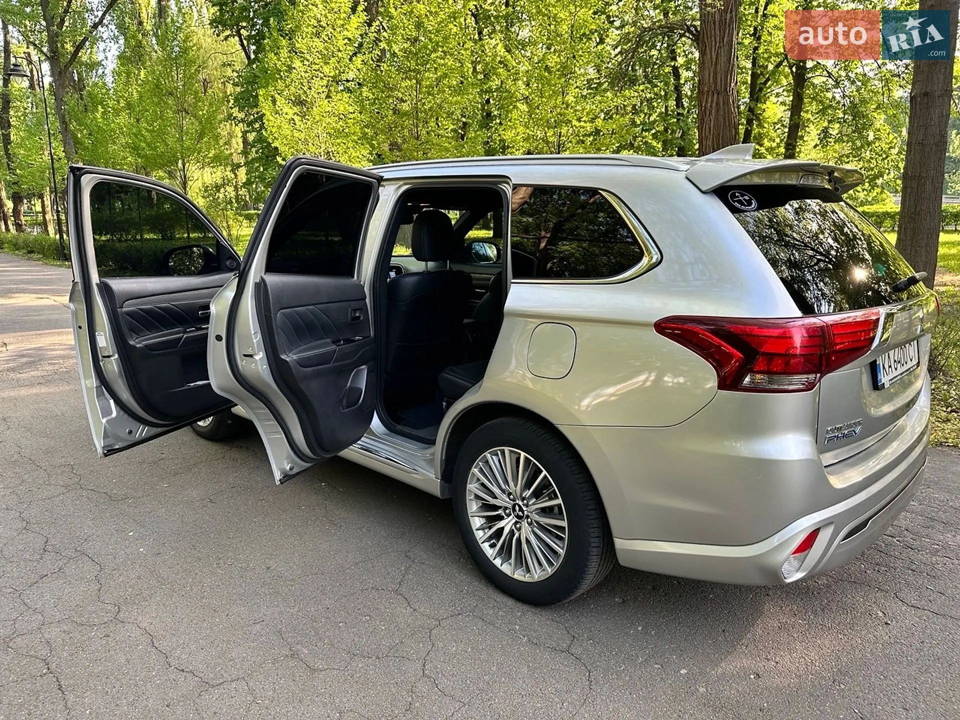 2022 Mitsubishi Outlander - мініатюра 15