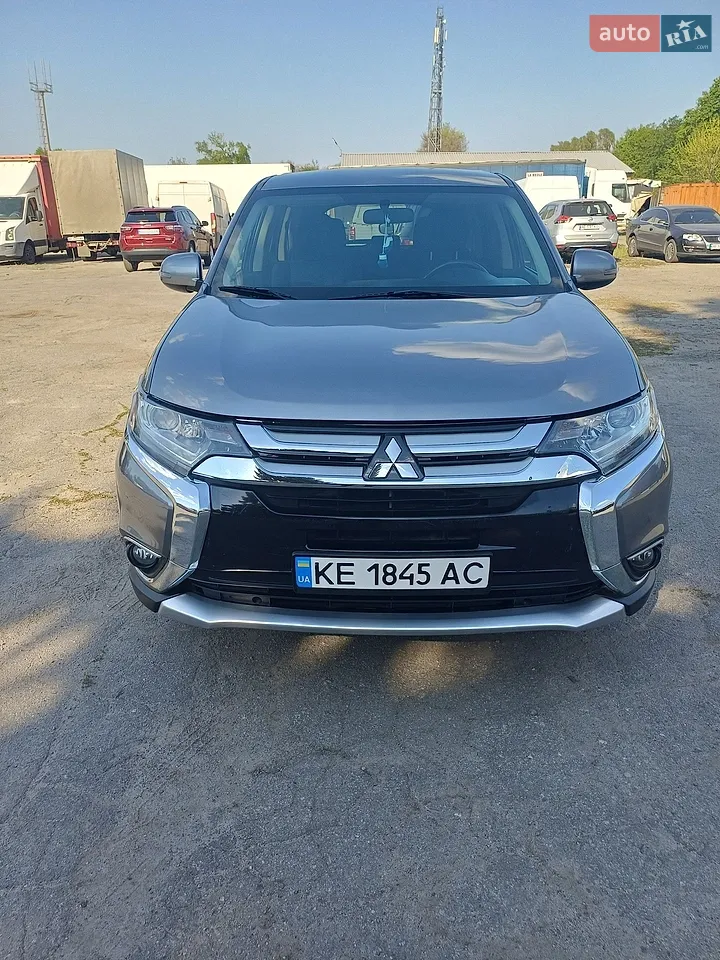 2017 Mitsubishi Outlander - мініатюра 25