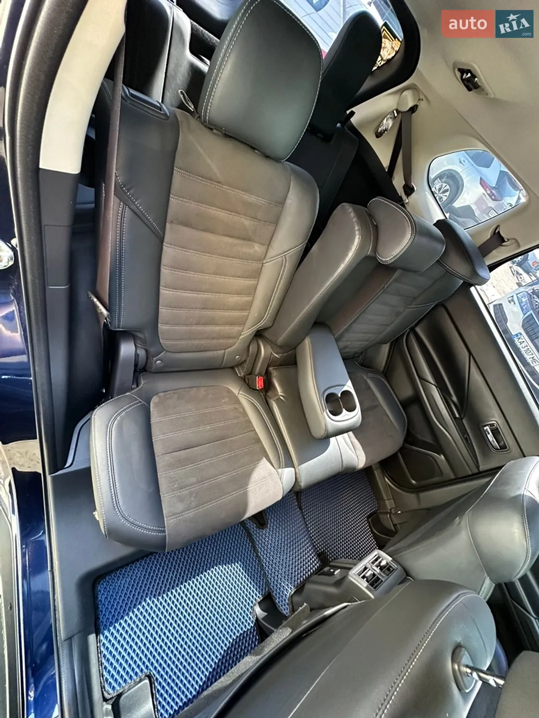 2020 Mitsubishi Outlander - мініатюра 19