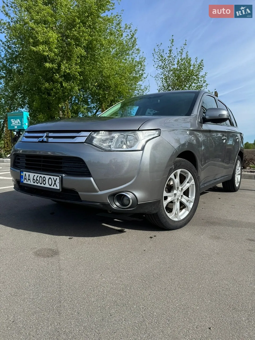 2014 Mitsubishi Outlander - мініатюра 2