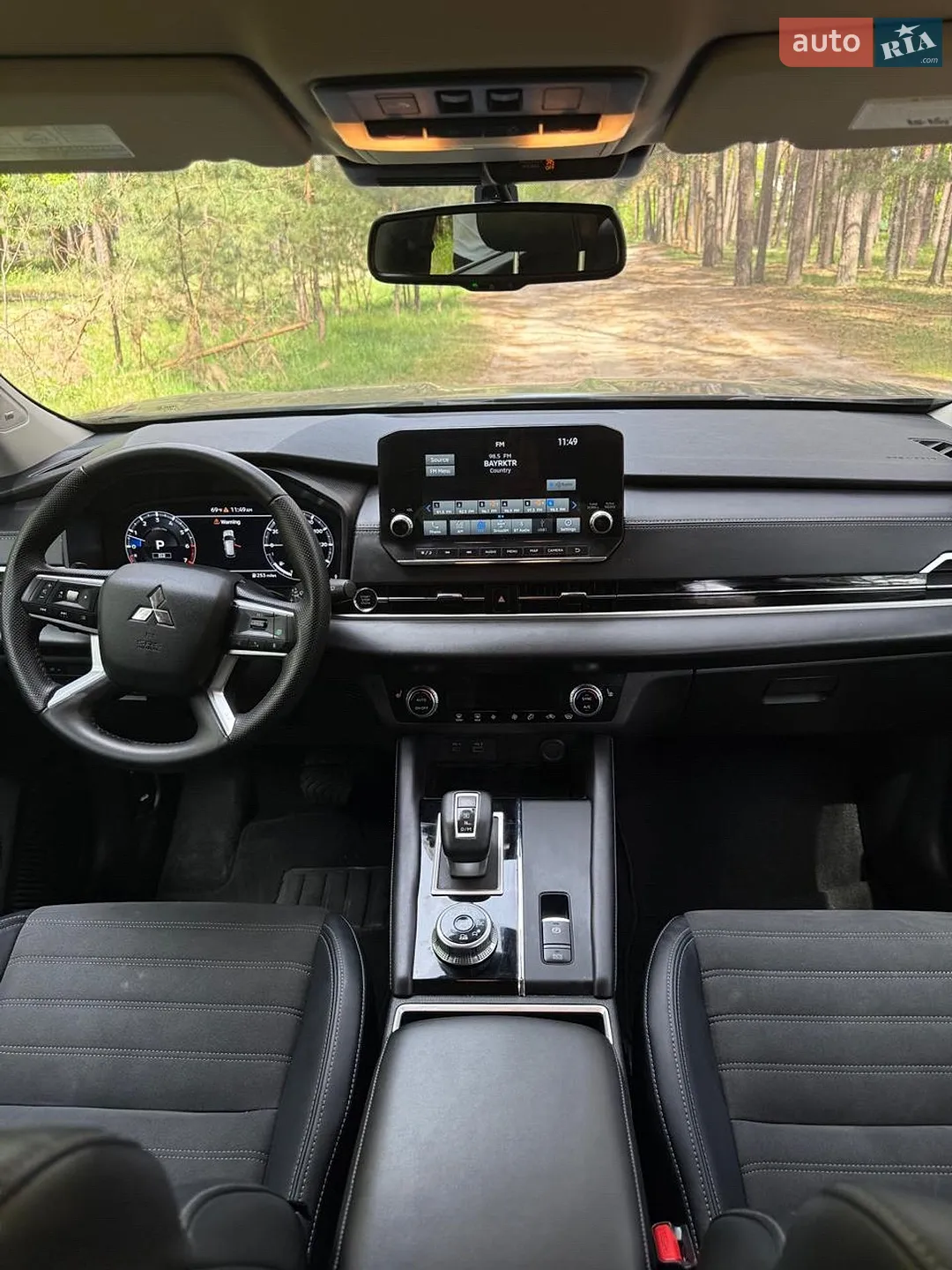 2023 Mitsubishi Outlander - мініатюра 14