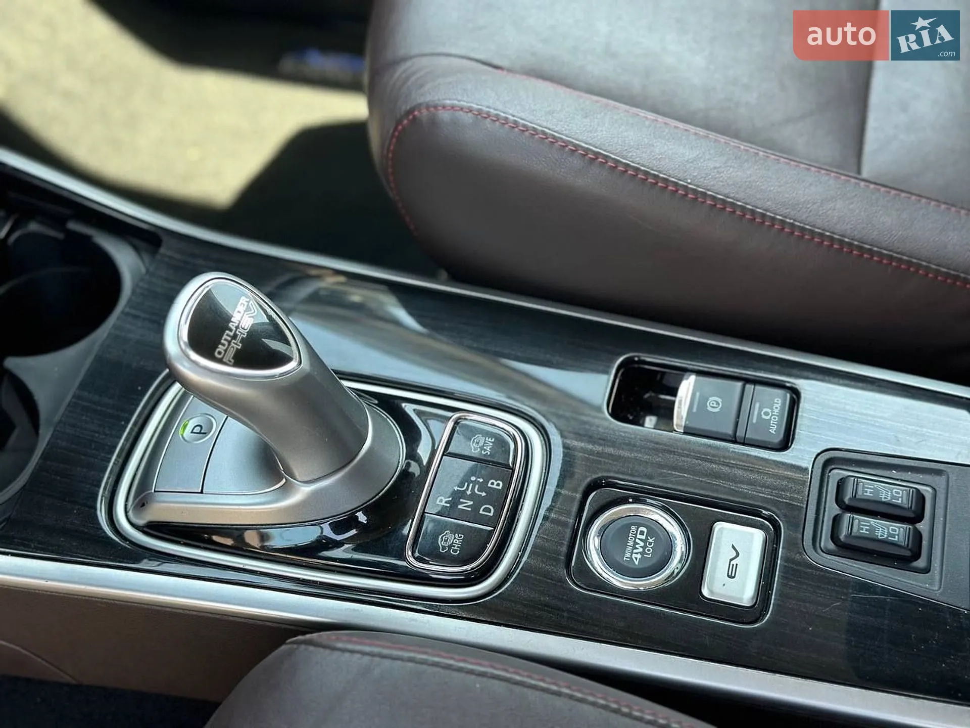 2018 Mitsubishi Outlander - мініатюра 26