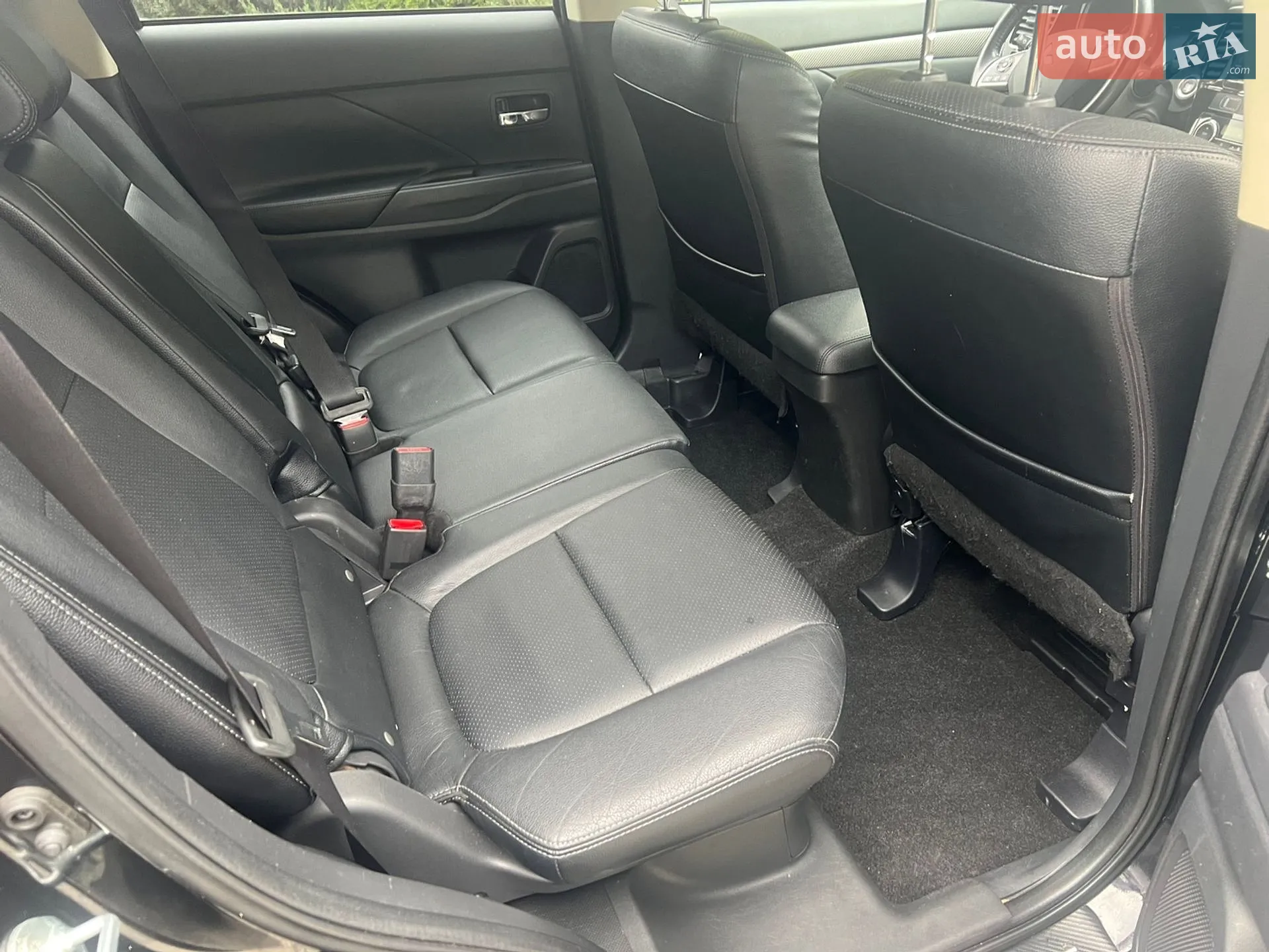 2014 Mitsubishi Outlander - мініатюра 21