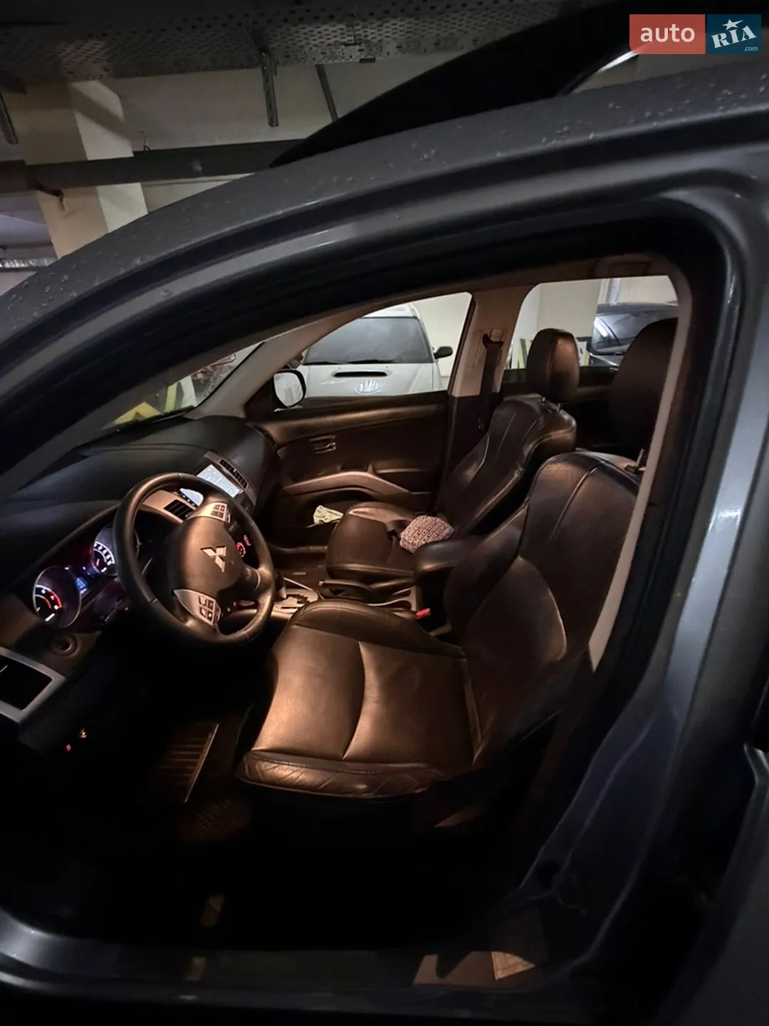 2011 Mitsubishi Outlander - мініатюра 38