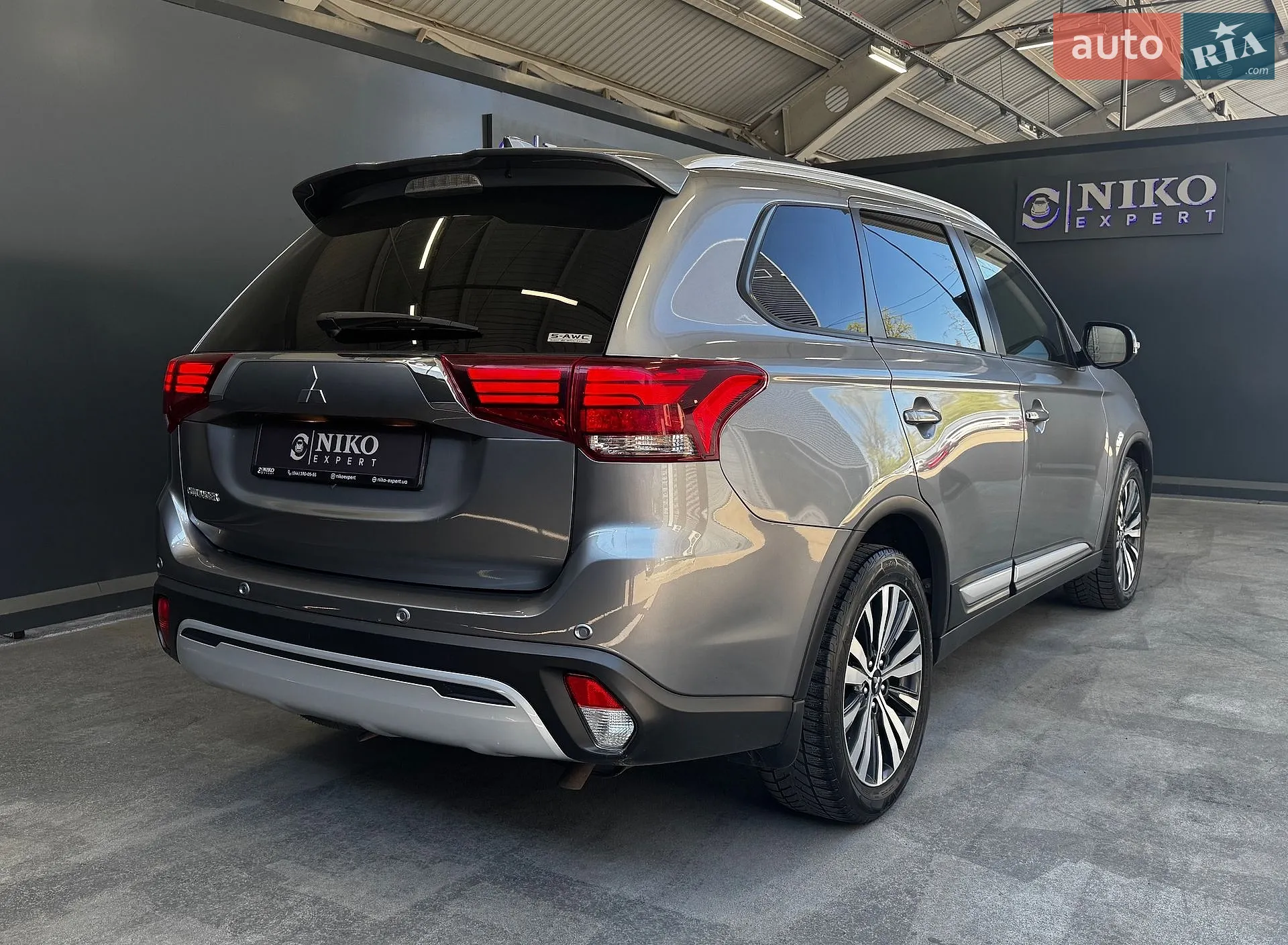 2021 Mitsubishi Outlander - мініатюра 15