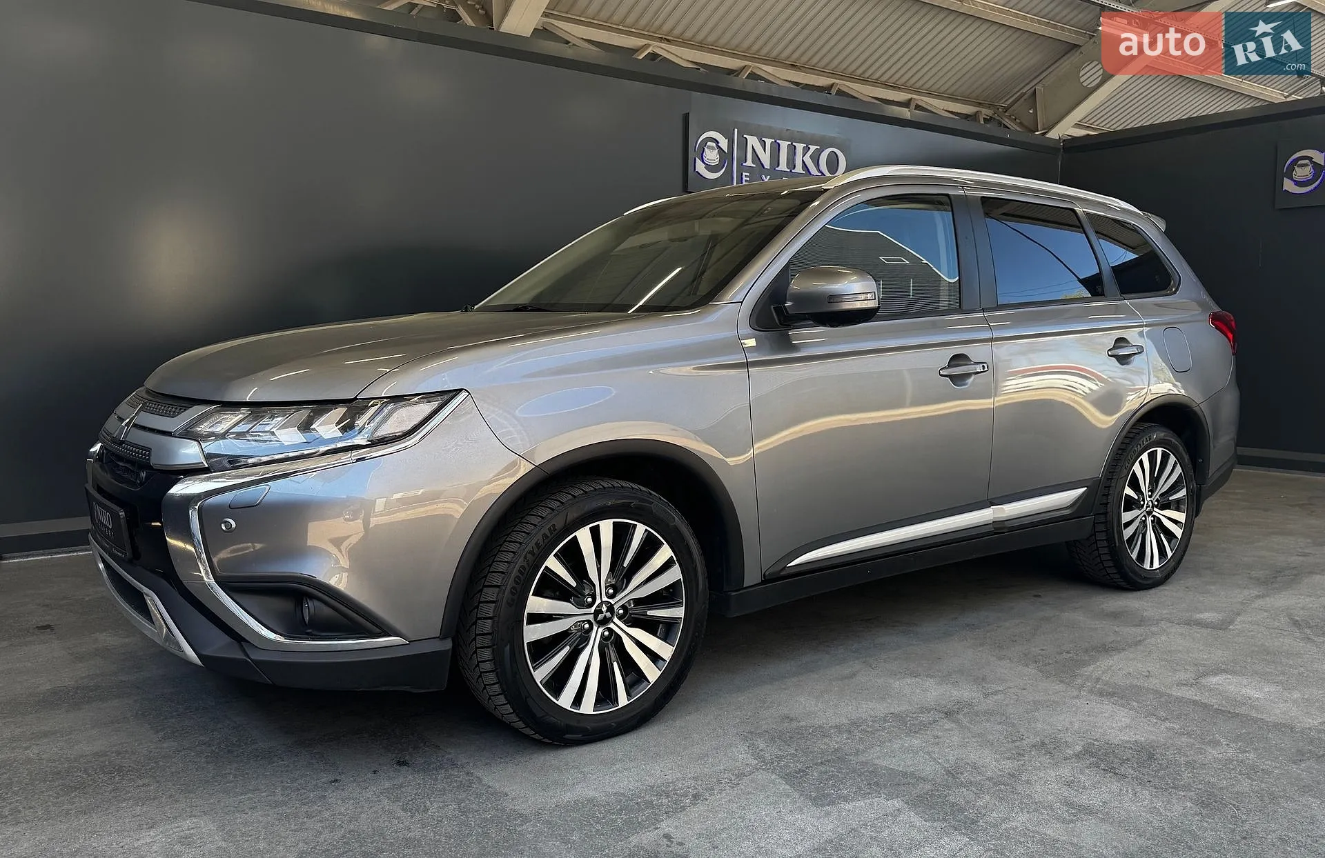 2021 Mitsubishi Outlander - мініатюра 7