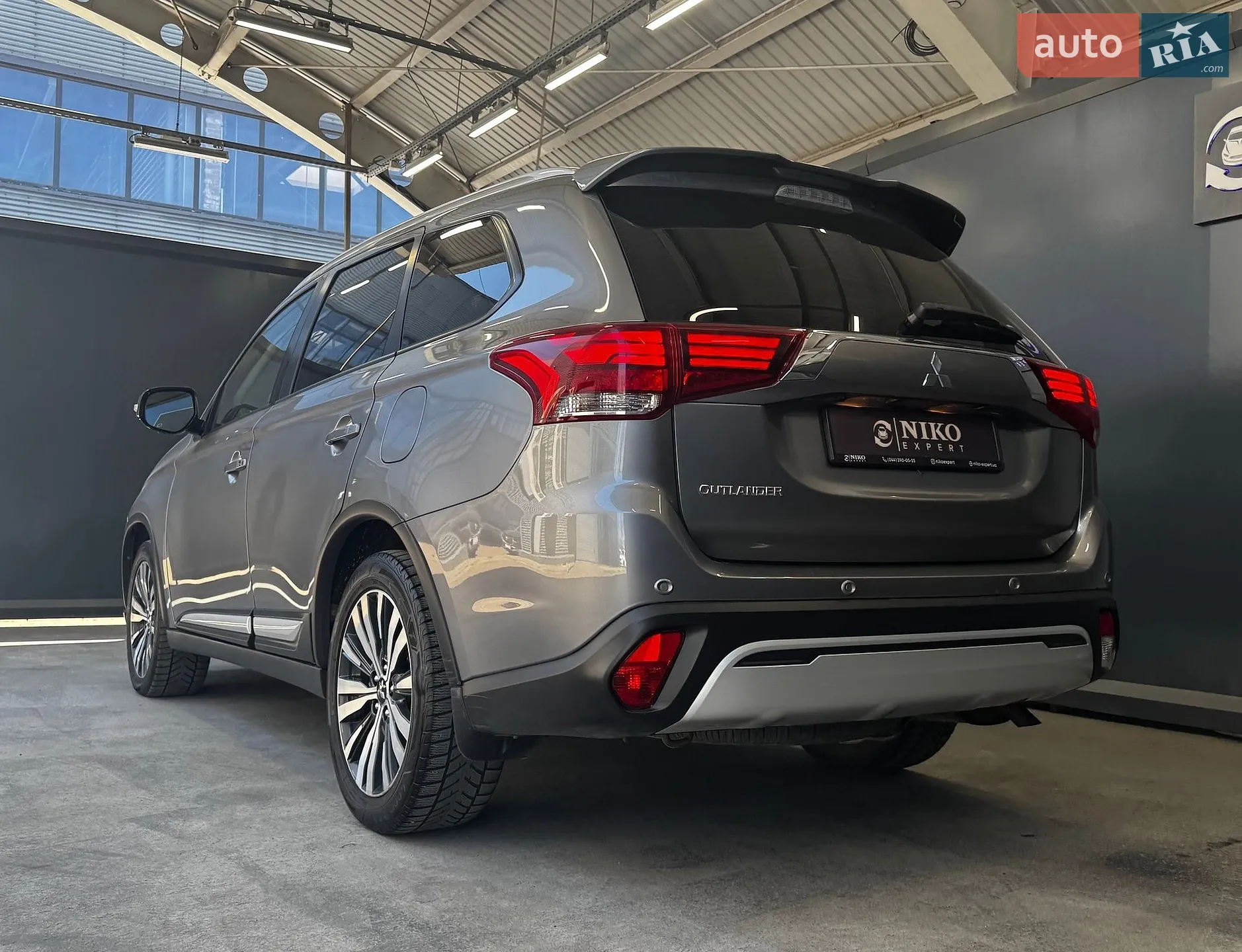 2021 Mitsubishi Outlander - мініатюра 26