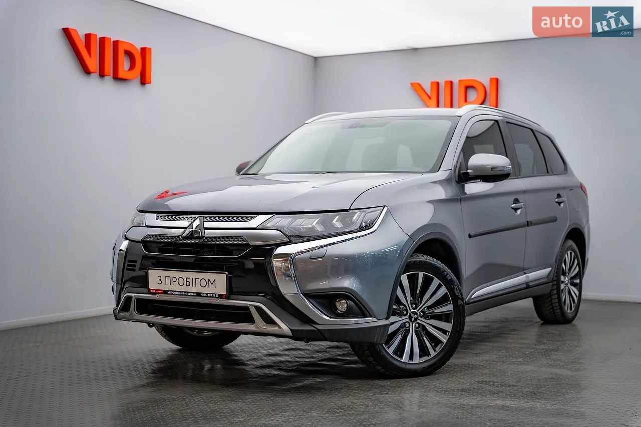 2020 Mitsubishi Outlander - мініатюра 19