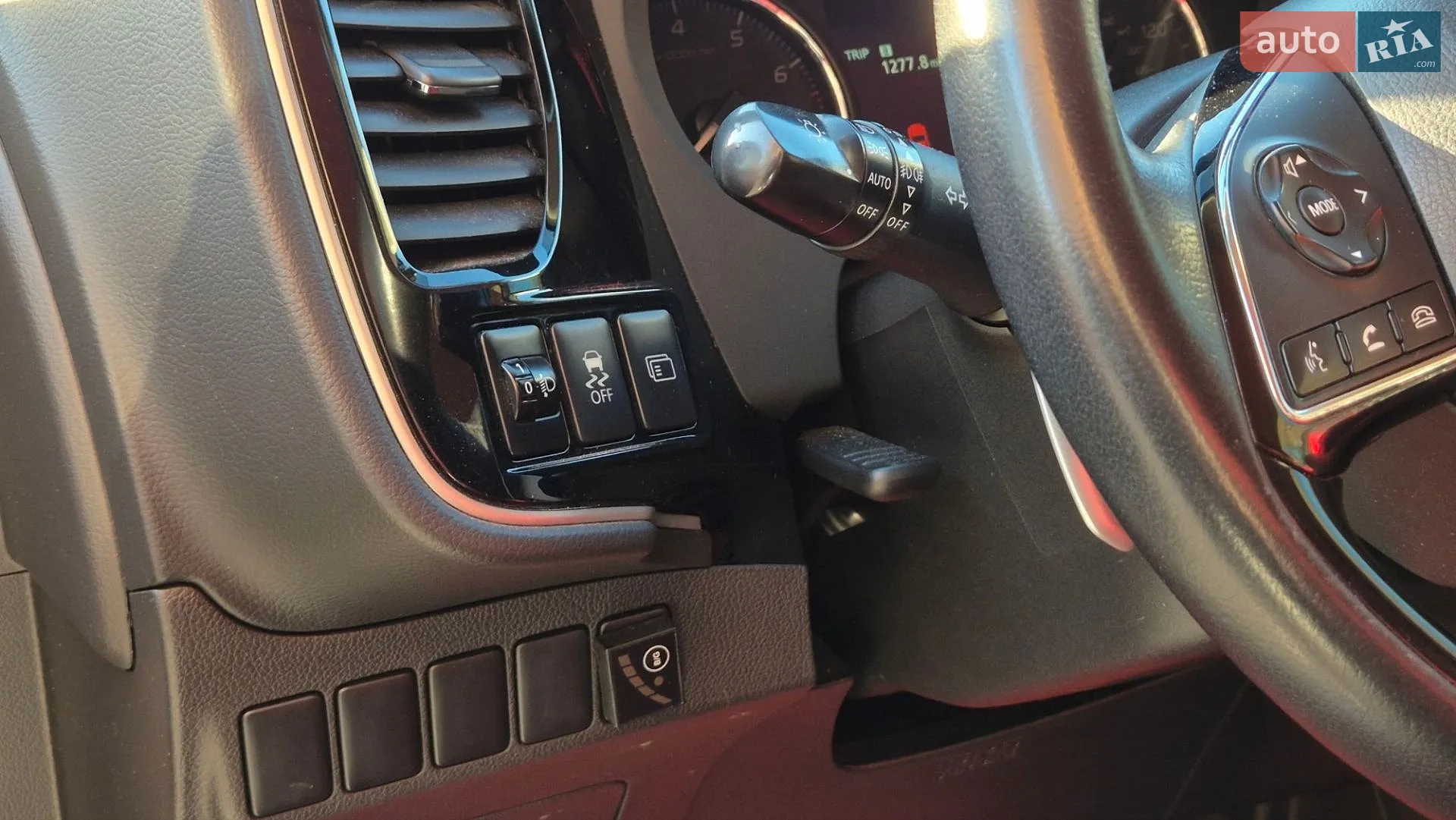 2013 Mitsubishi Outlander - мініатюра 8