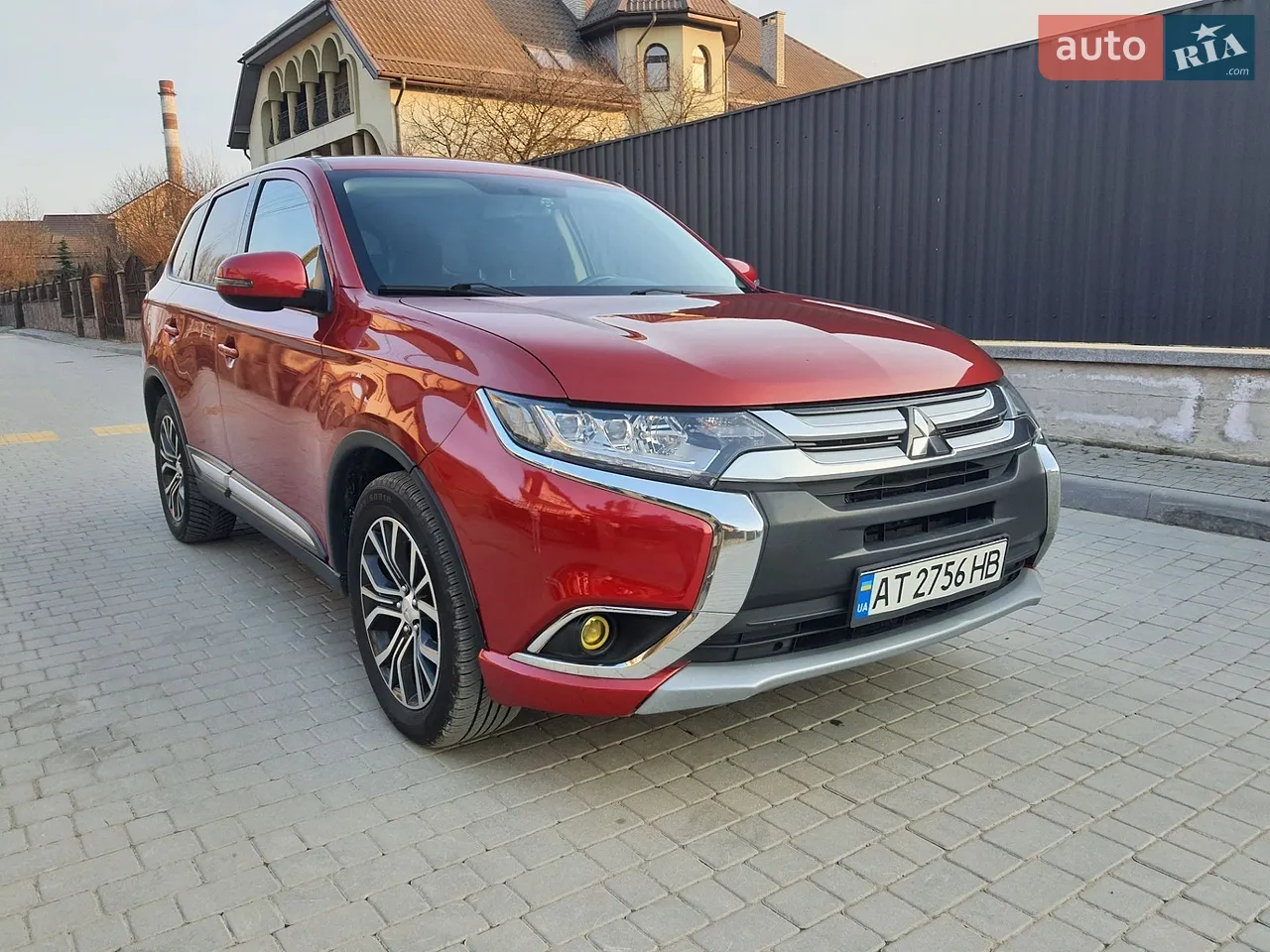 2015 Mitsubishi Outlander - мініатюра 14