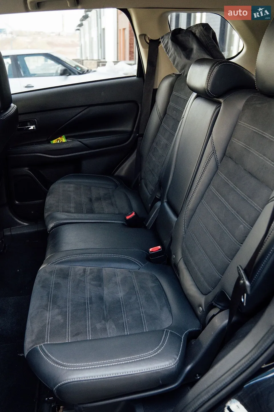 2019 Mitsubishi Outlander - мініатюра 15