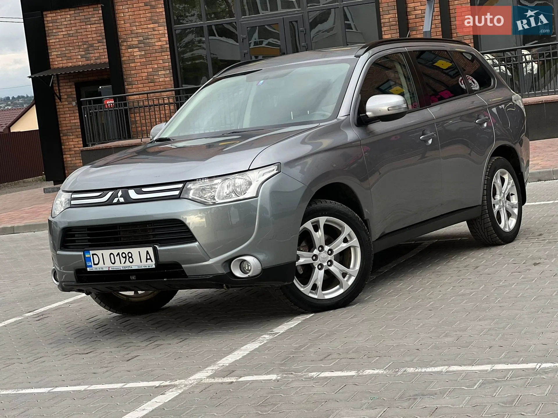 2013 Mitsubishi Outlander - мініатюра 28