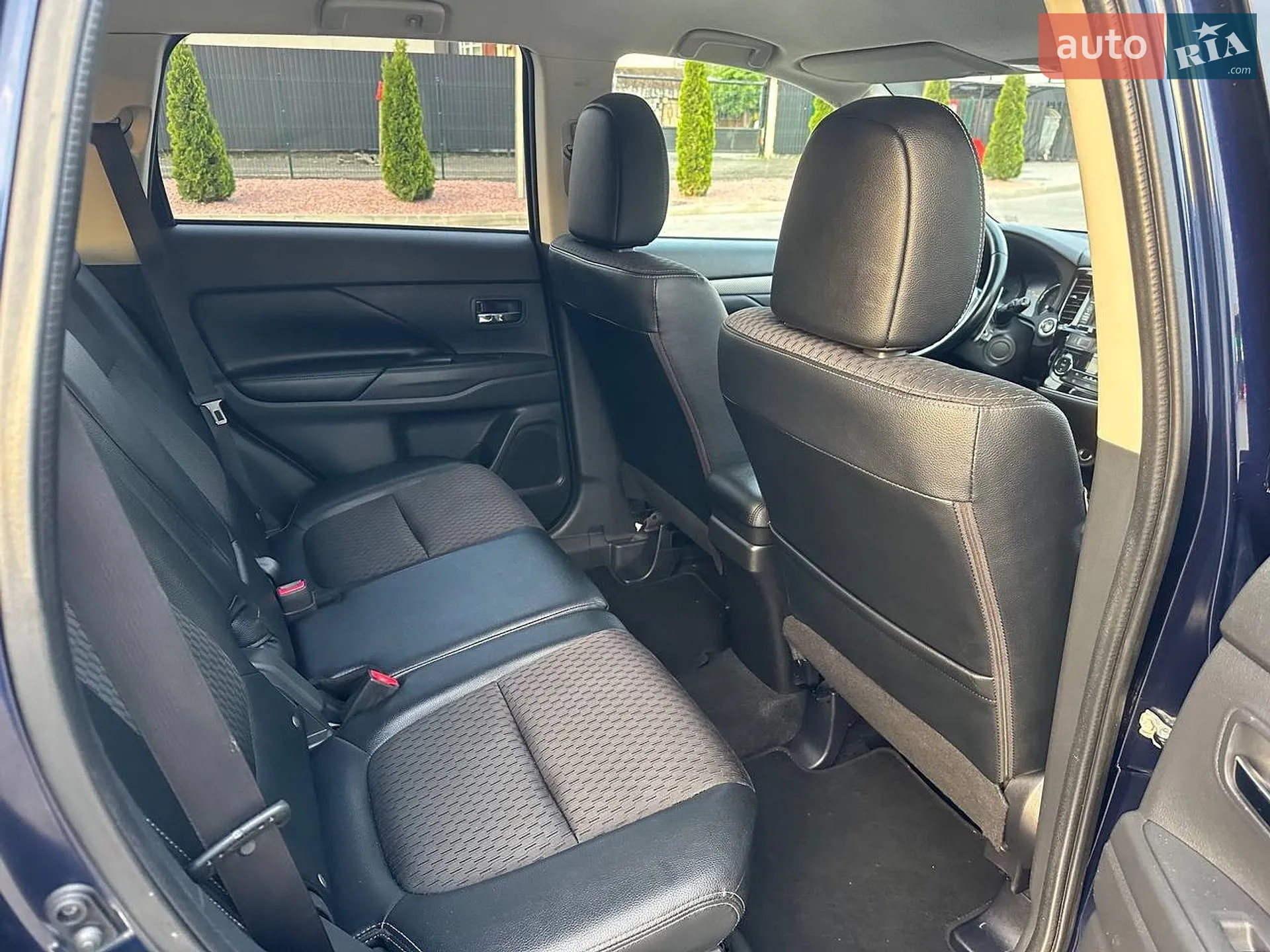 2015 Mitsubishi Outlander - мініатюра 14