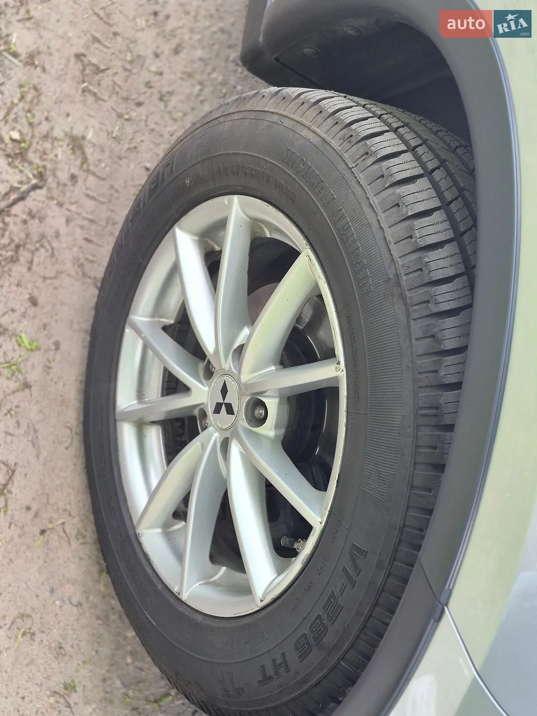 2015 Mitsubishi Outlander - мініатюра 28