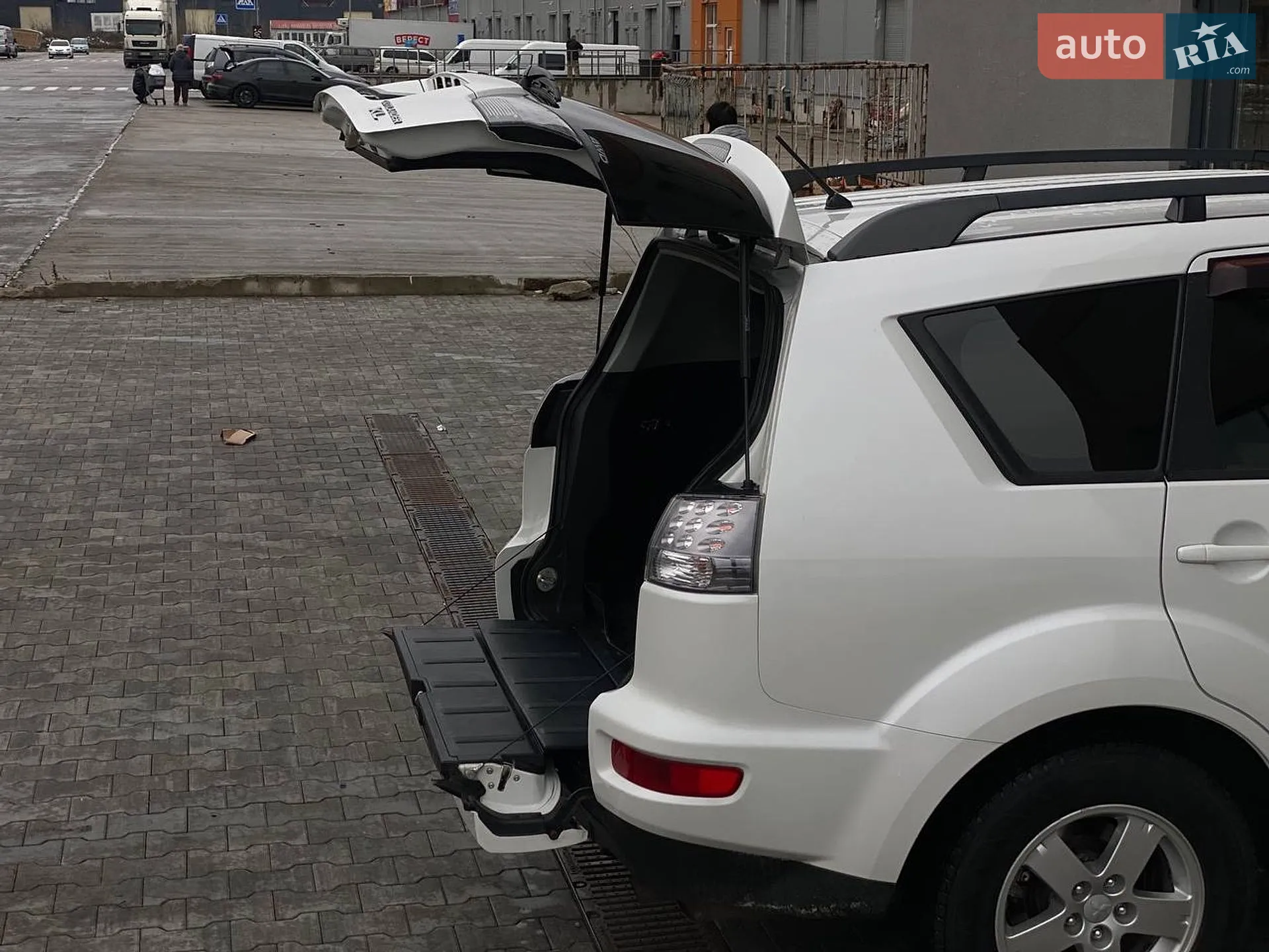 2011 Mitsubishi Outlander - мініатюра 45
