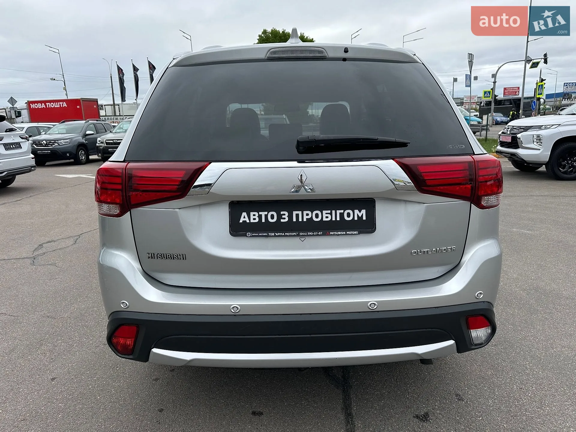 2018 Mitsubishi Outlander - мініатюра 7
