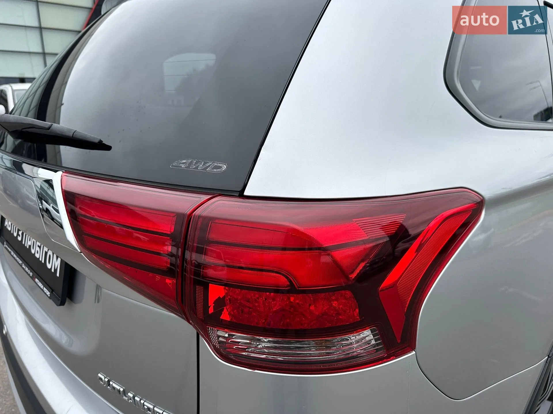 2018 Mitsubishi Outlander - мініатюра 12