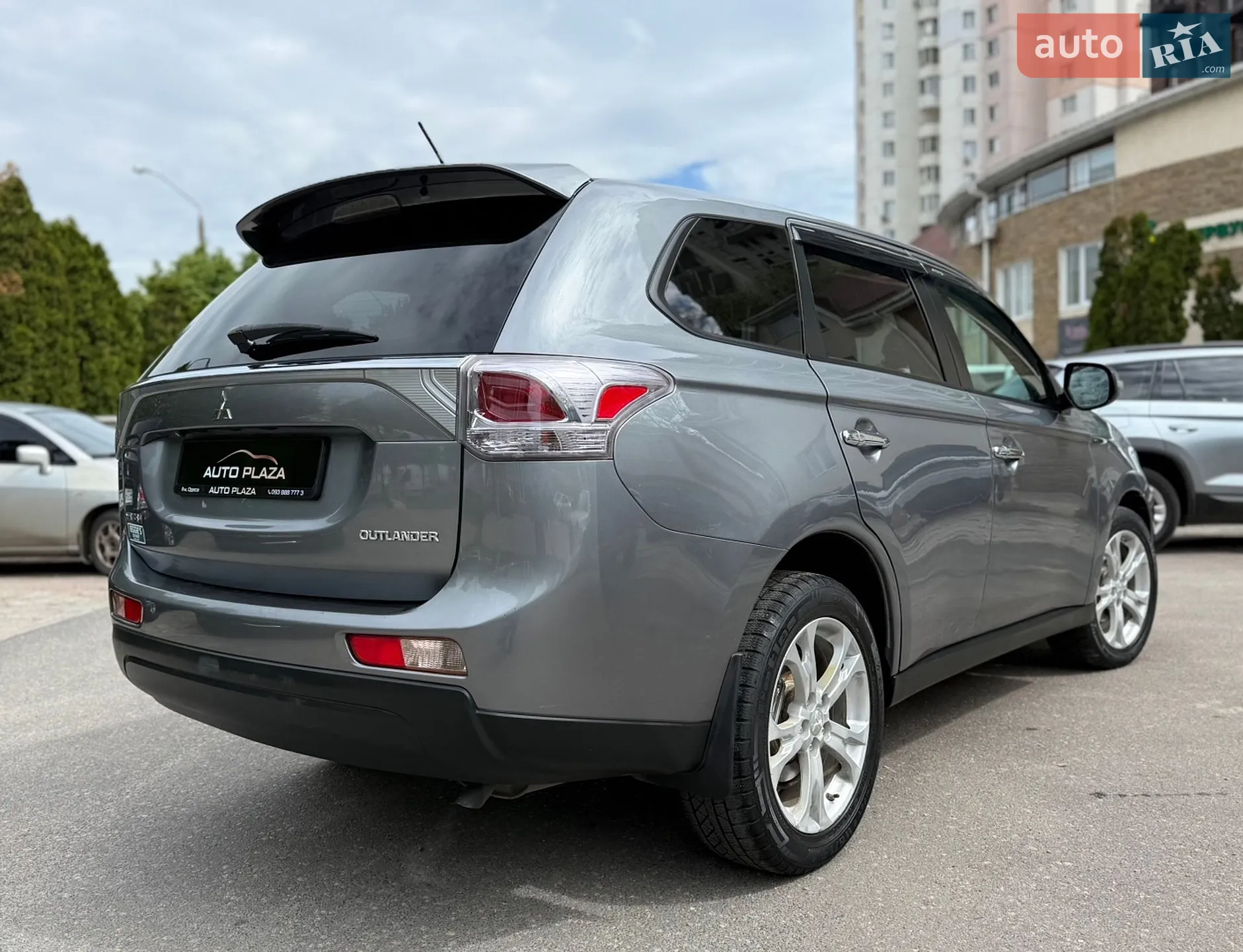 2013 Mitsubishi Outlander - мініатюра 22
