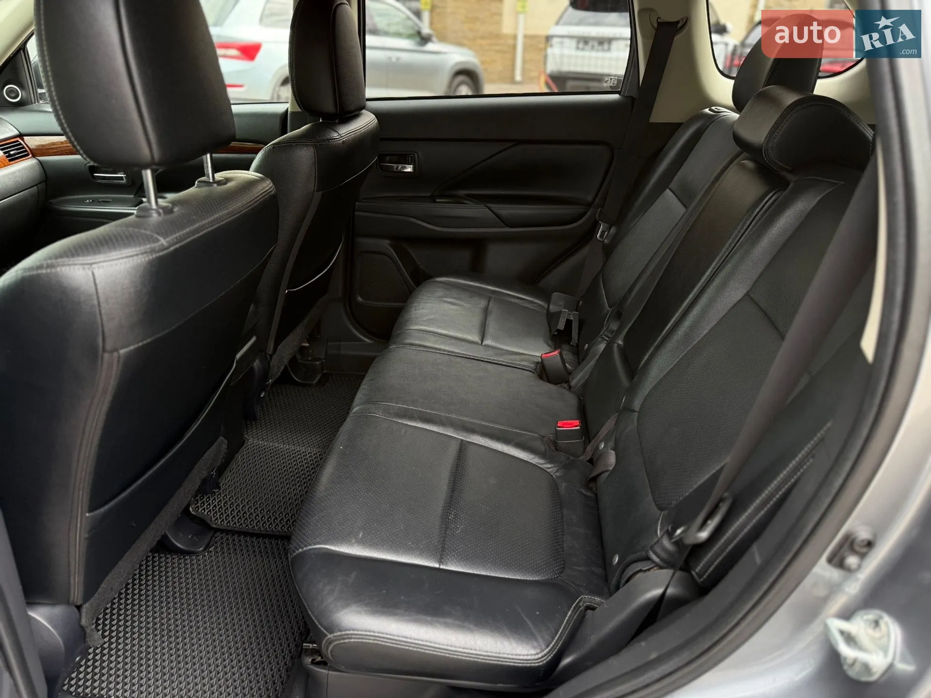 2013 Mitsubishi Outlander - мініатюра 39