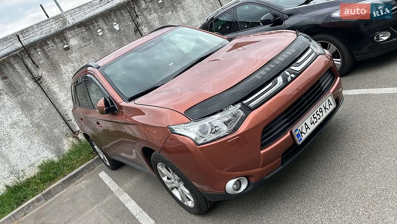 2013 Mitsubishi Outlander - мініатюра 35