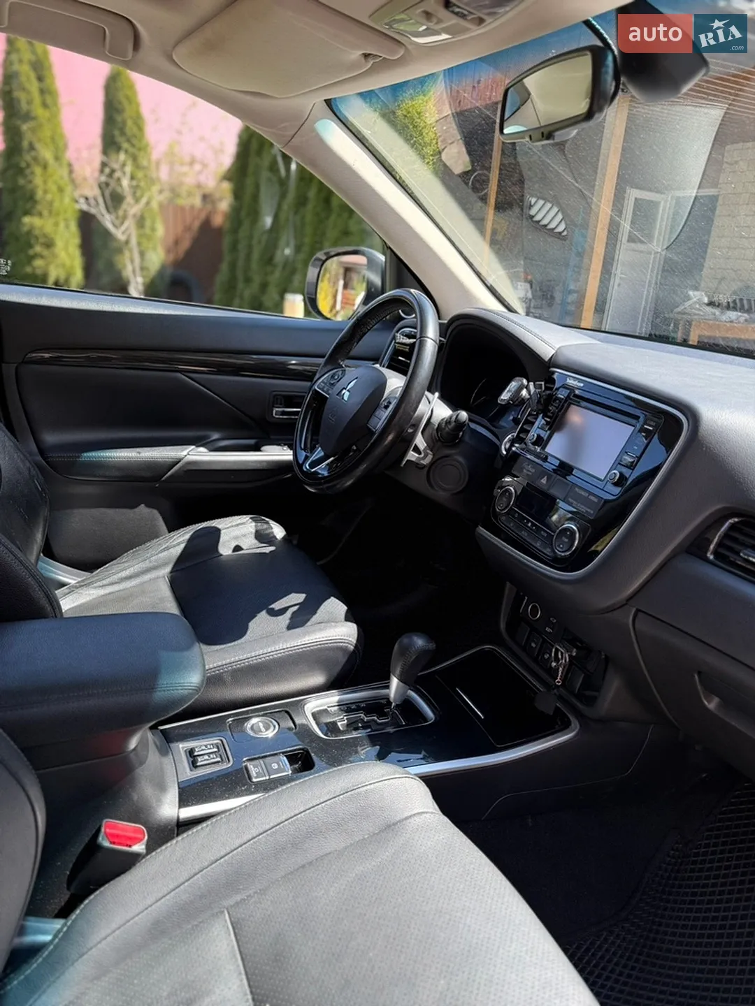 2017 Mitsubishi Outlander - мініатюра 9