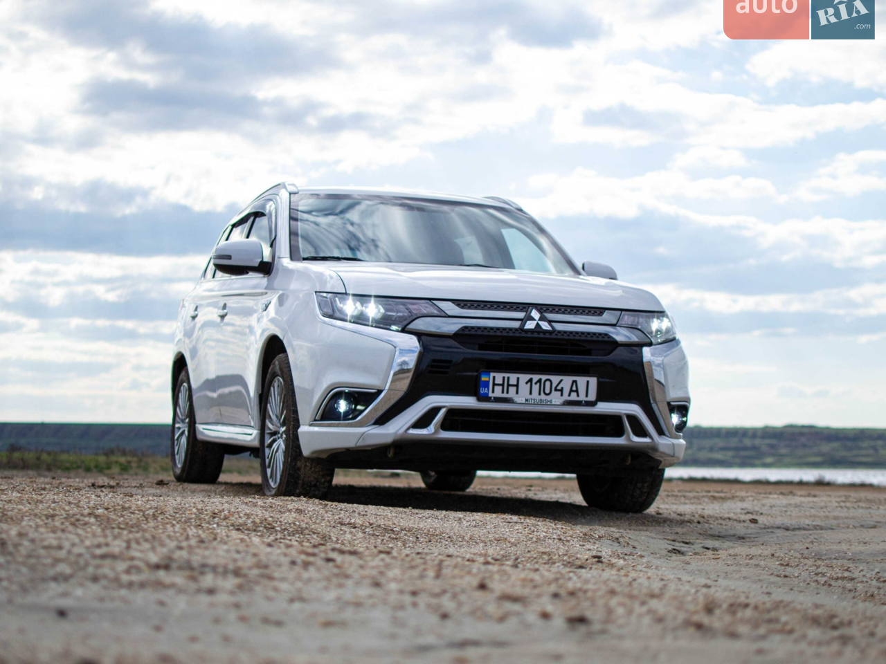 2020 Mitsubishi Outlander - мініатюра 13
