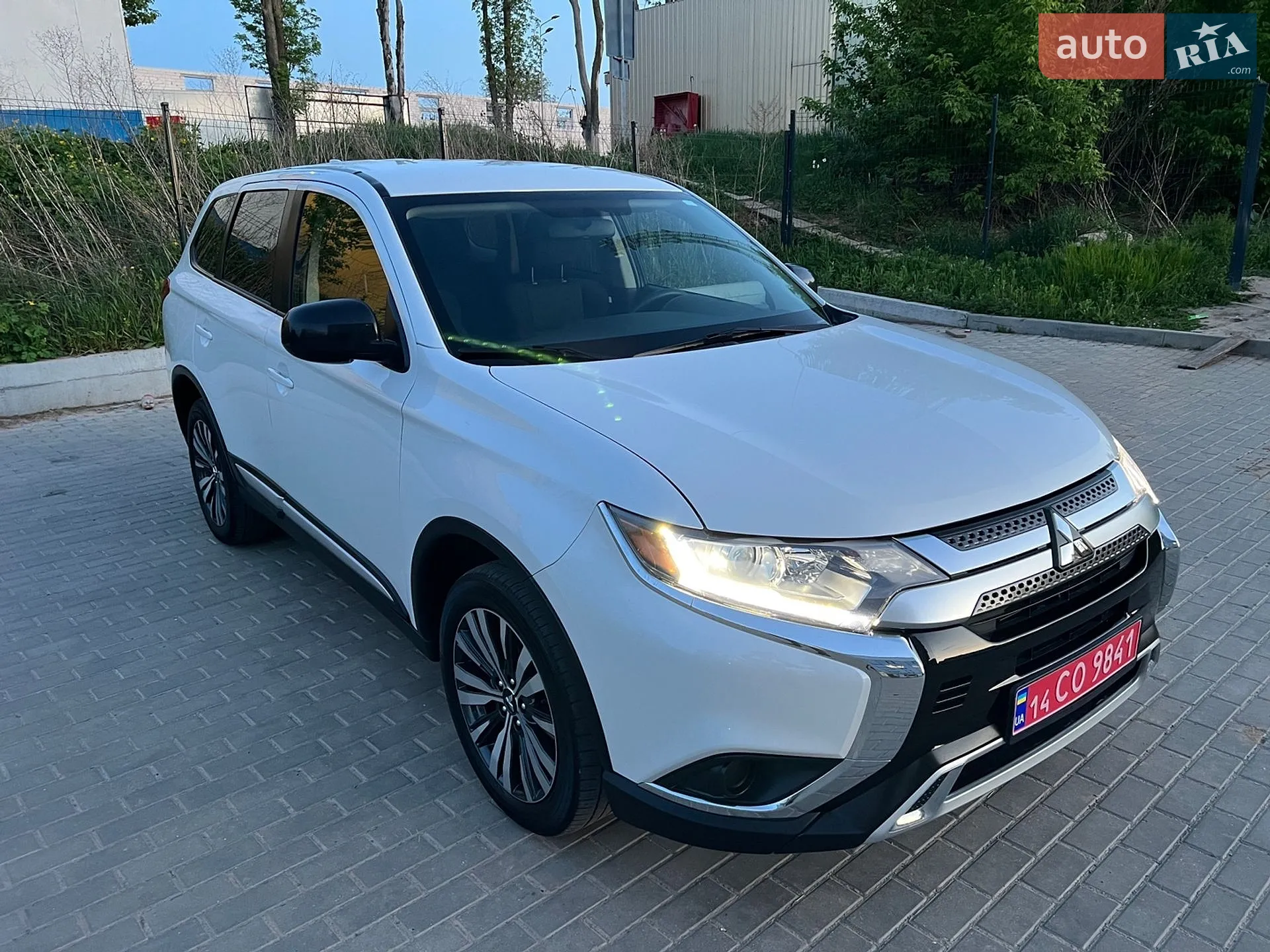 2019 Mitsubishi Outlander - мініатюра 20