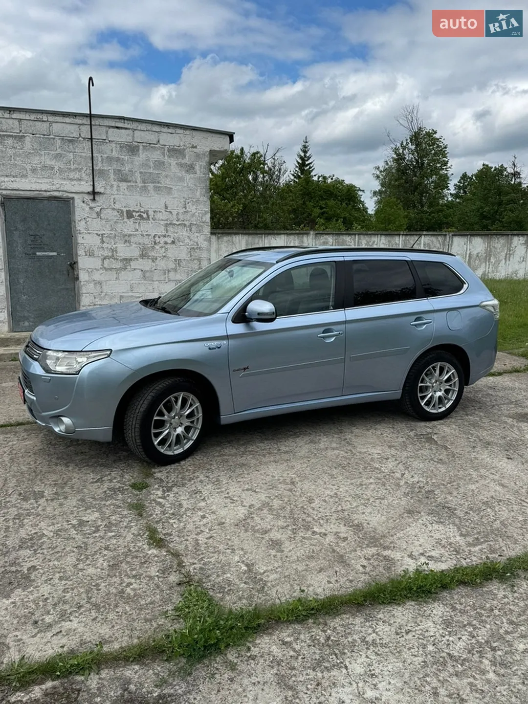 2014 Mitsubishi Outlander - мініатюра 13