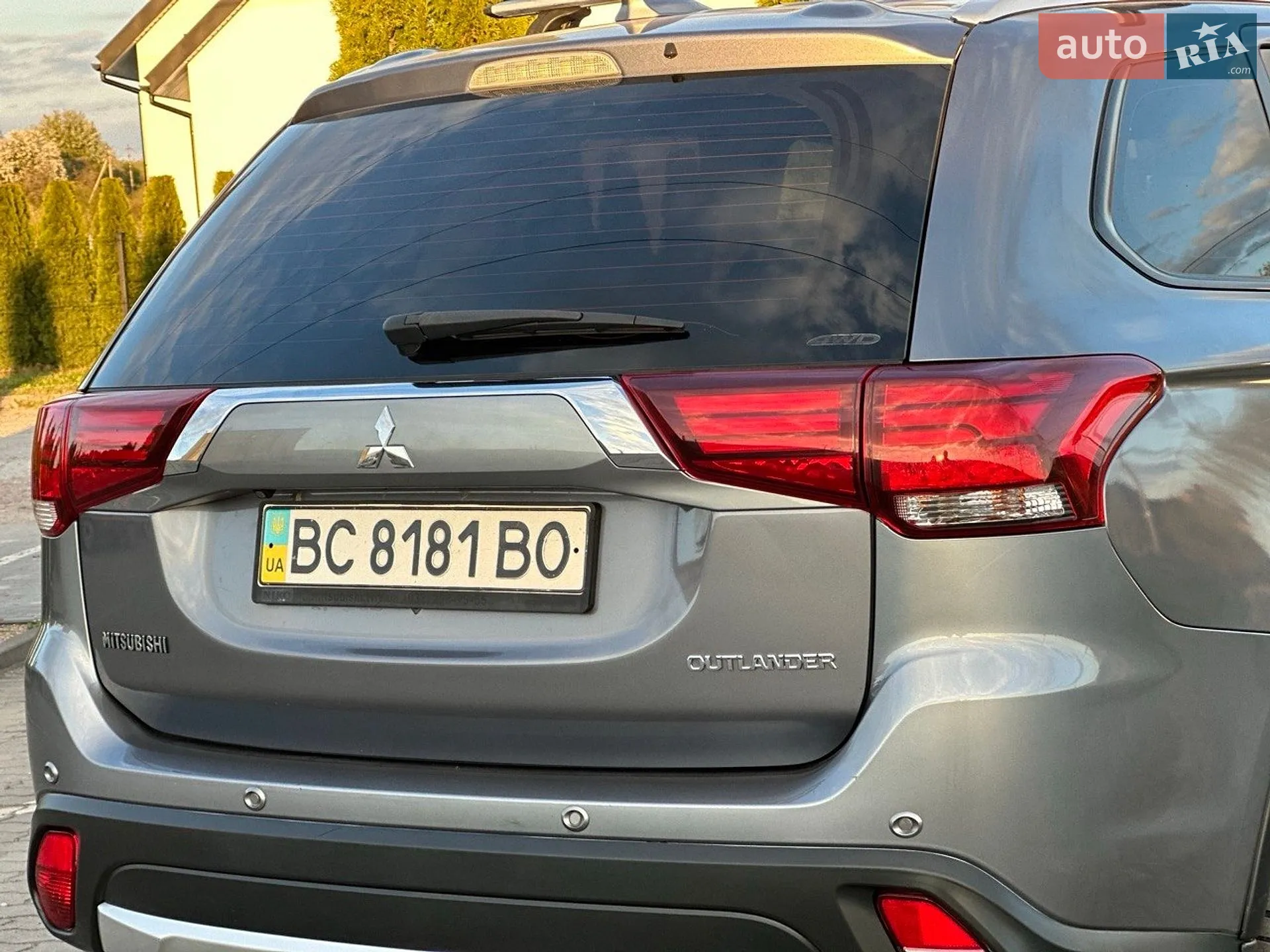 2017 Mitsubishi Outlander - мініатюра 32