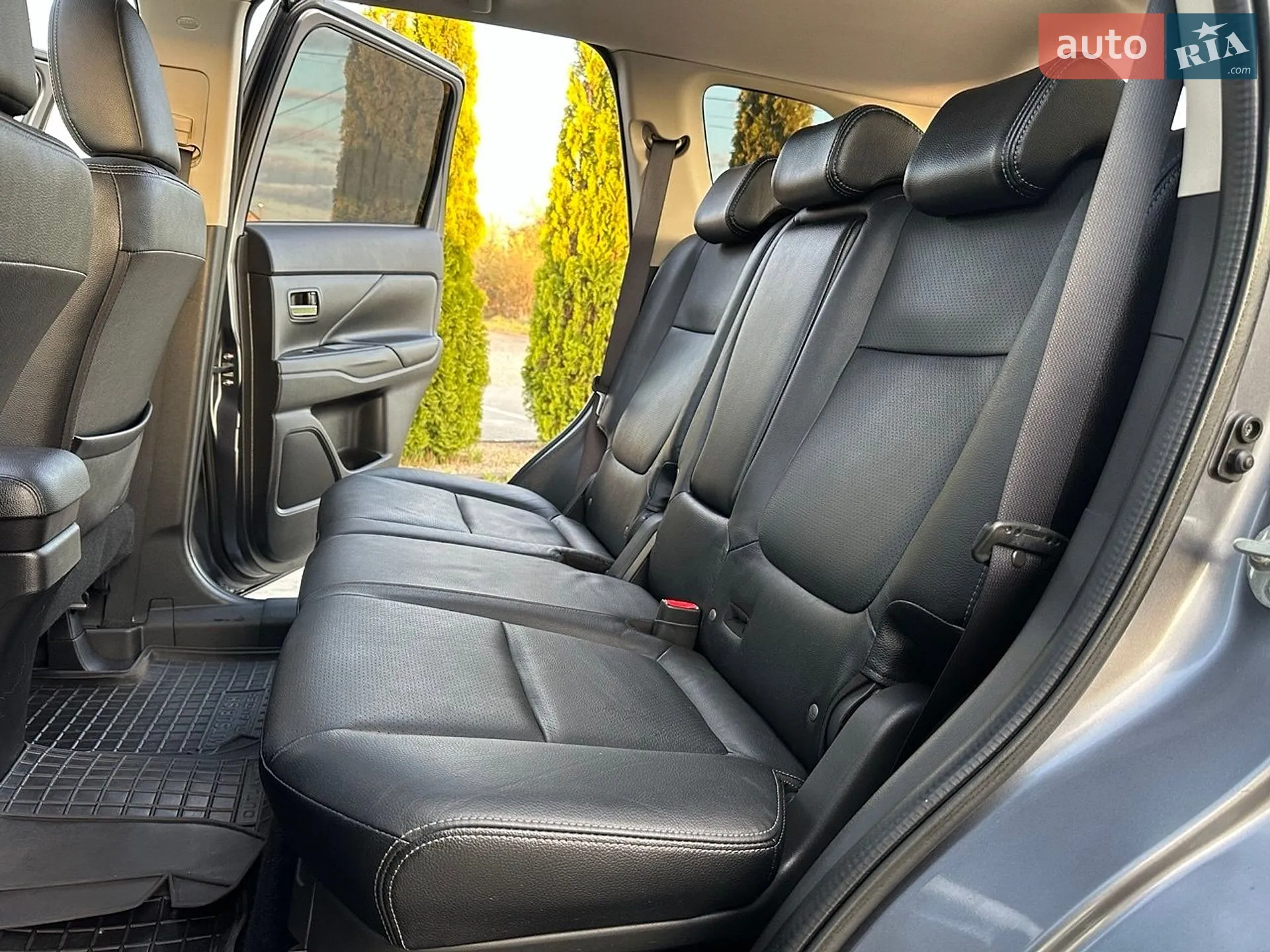 2017 Mitsubishi Outlander - мініатюра 44