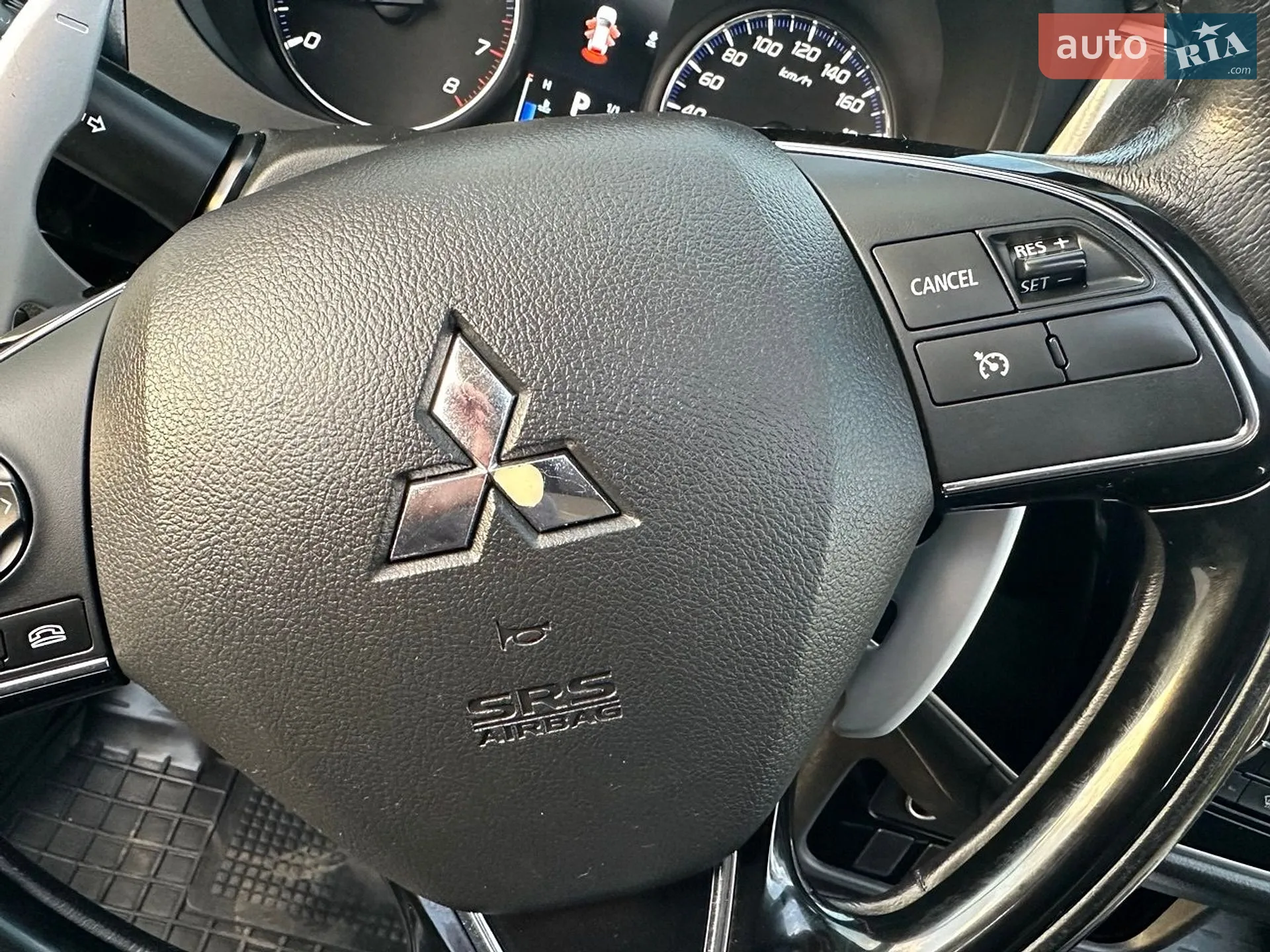 2017 Mitsubishi Outlander - мініатюра 55