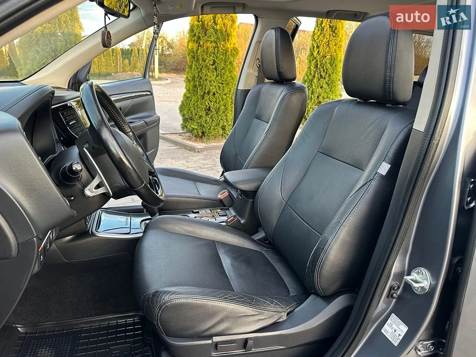 2017 Mitsubishi Outlander - мініатюра 64