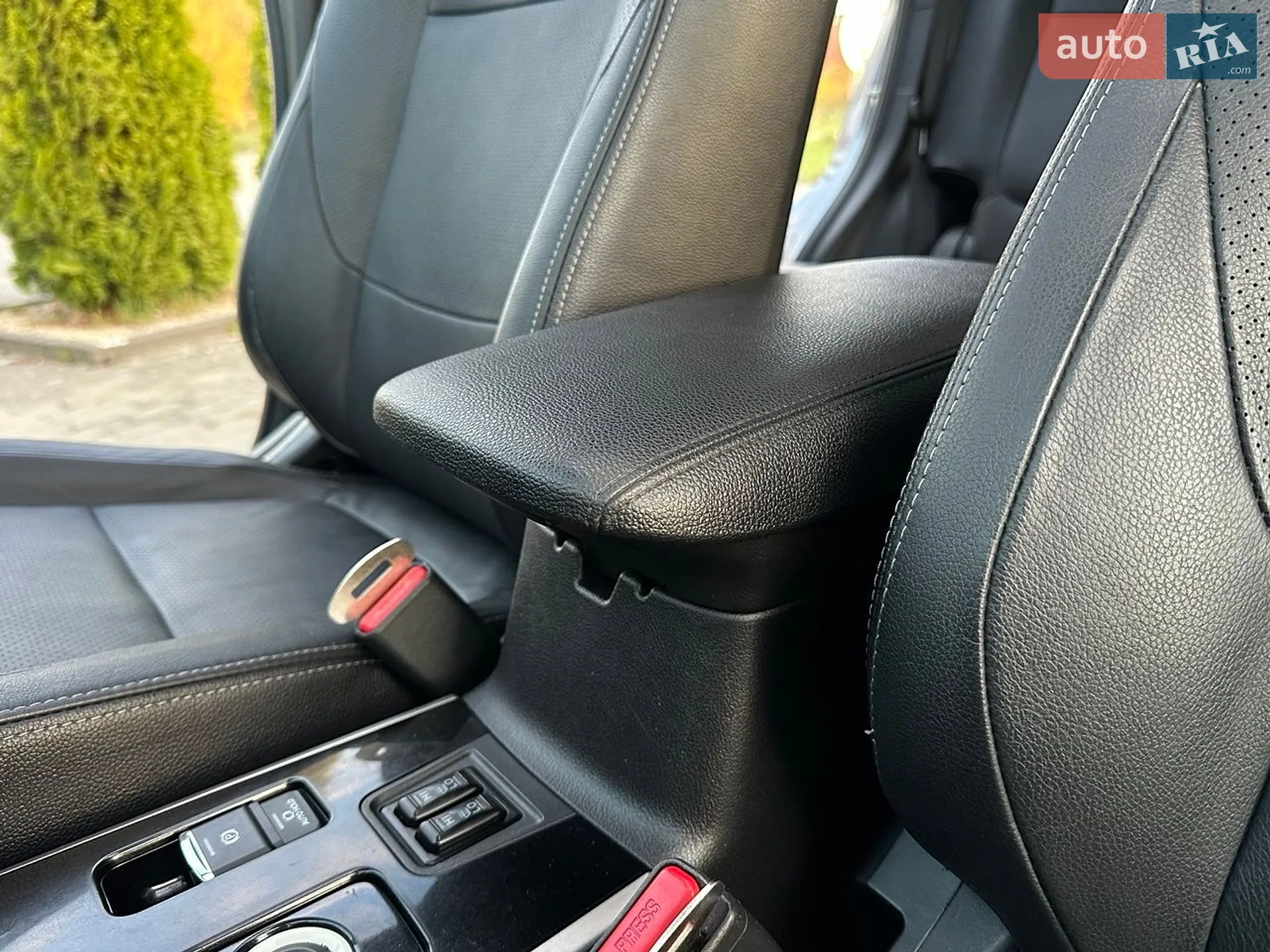 2017 Mitsubishi Outlander - мініатюра 72