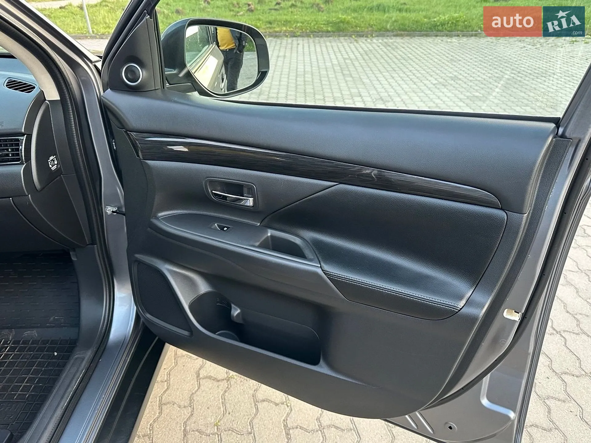 2017 Mitsubishi Outlander - мініатюра 82