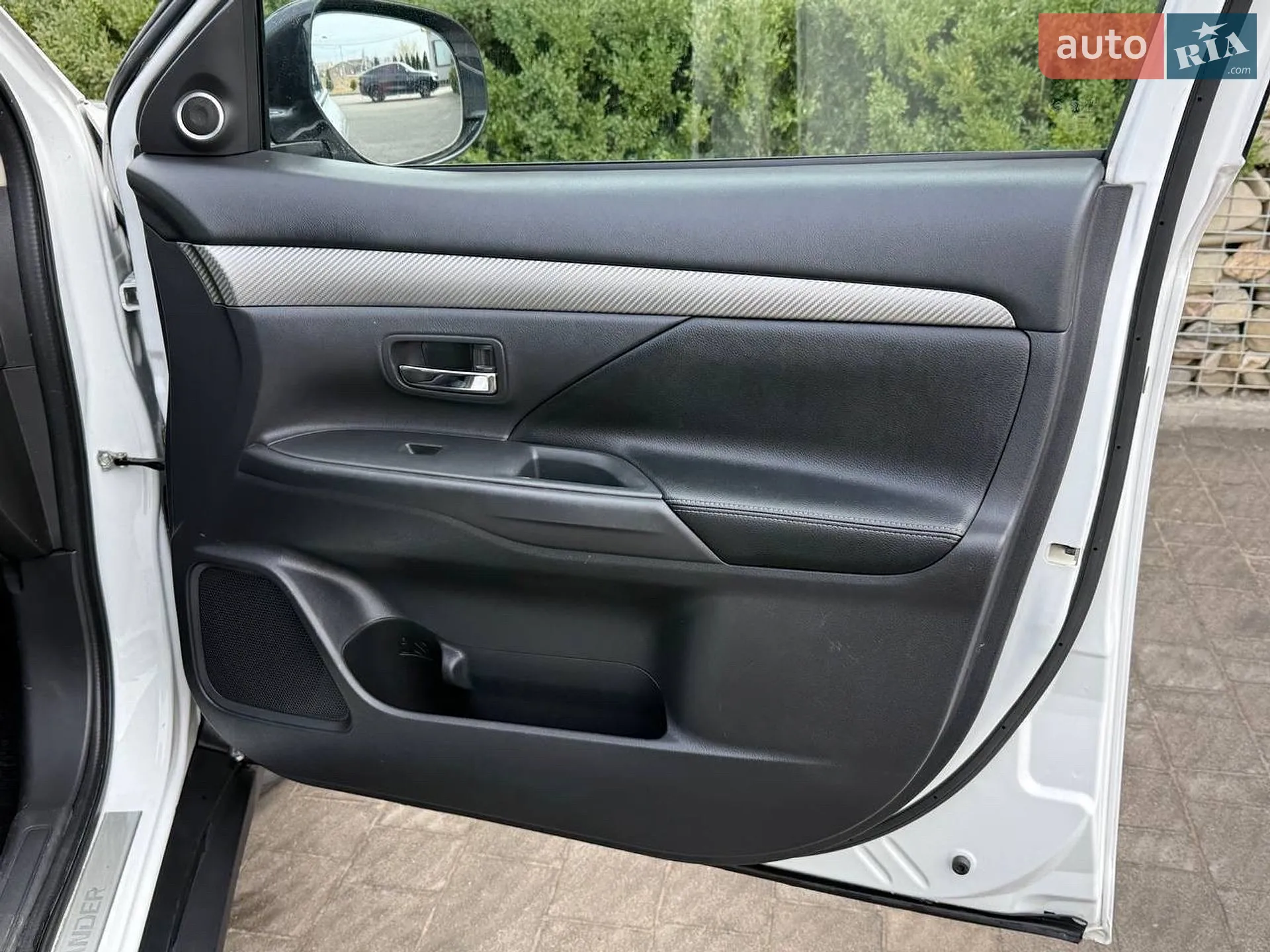 2014 Mitsubishi Outlander - мініатюра 37