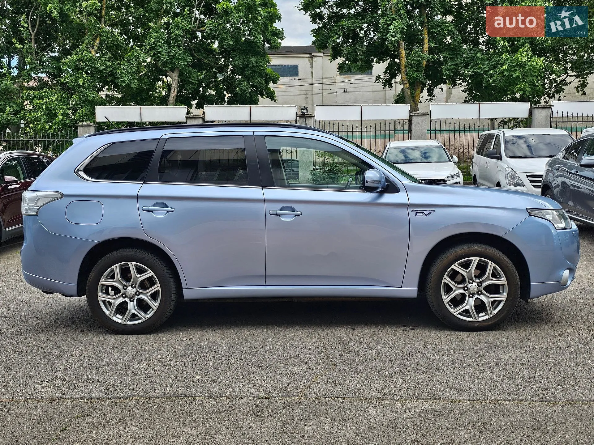 2014 Mitsubishi Outlander - мініатюра 7