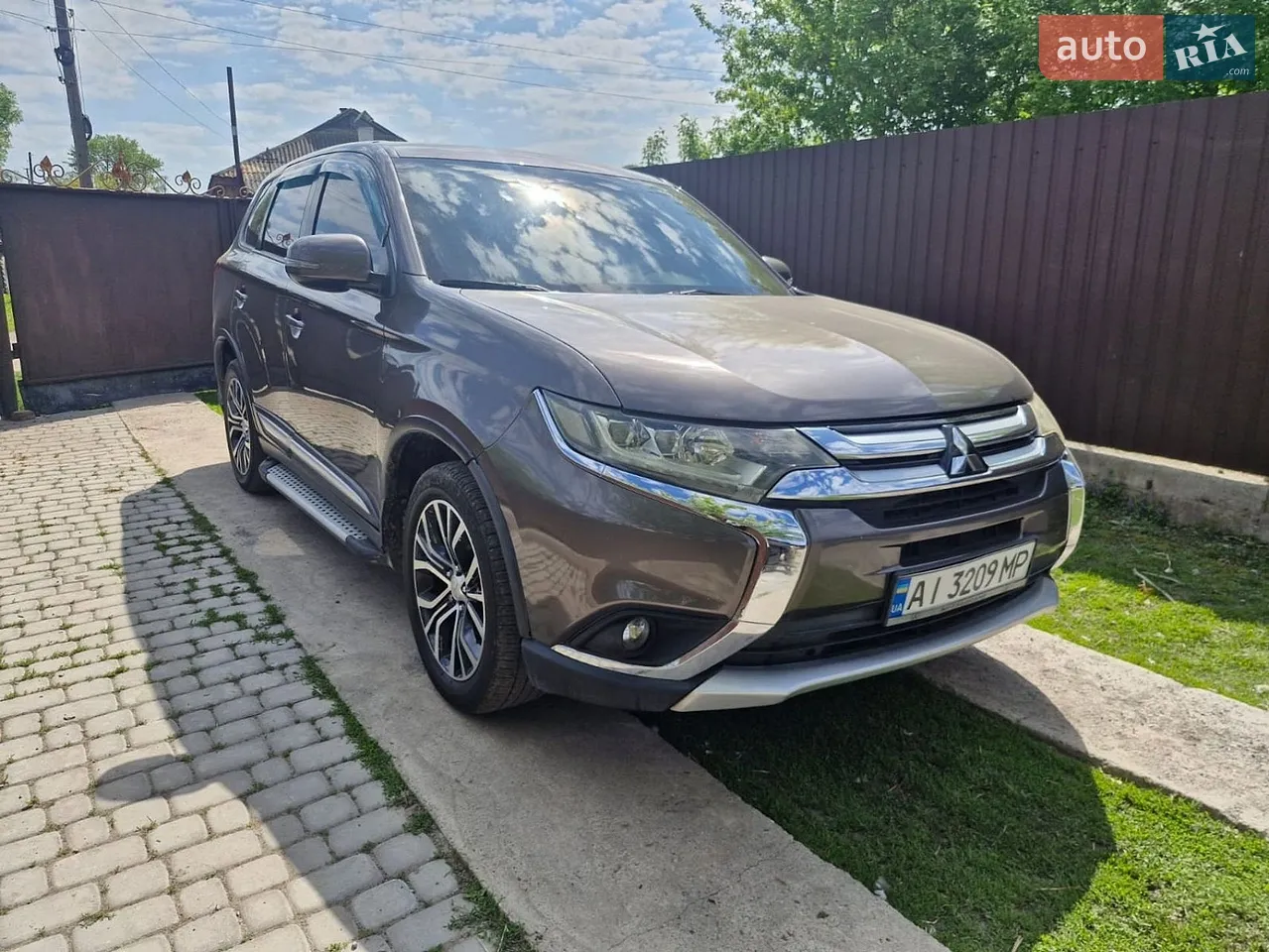 2018 Mitsubishi Outlander - мініатюра 16