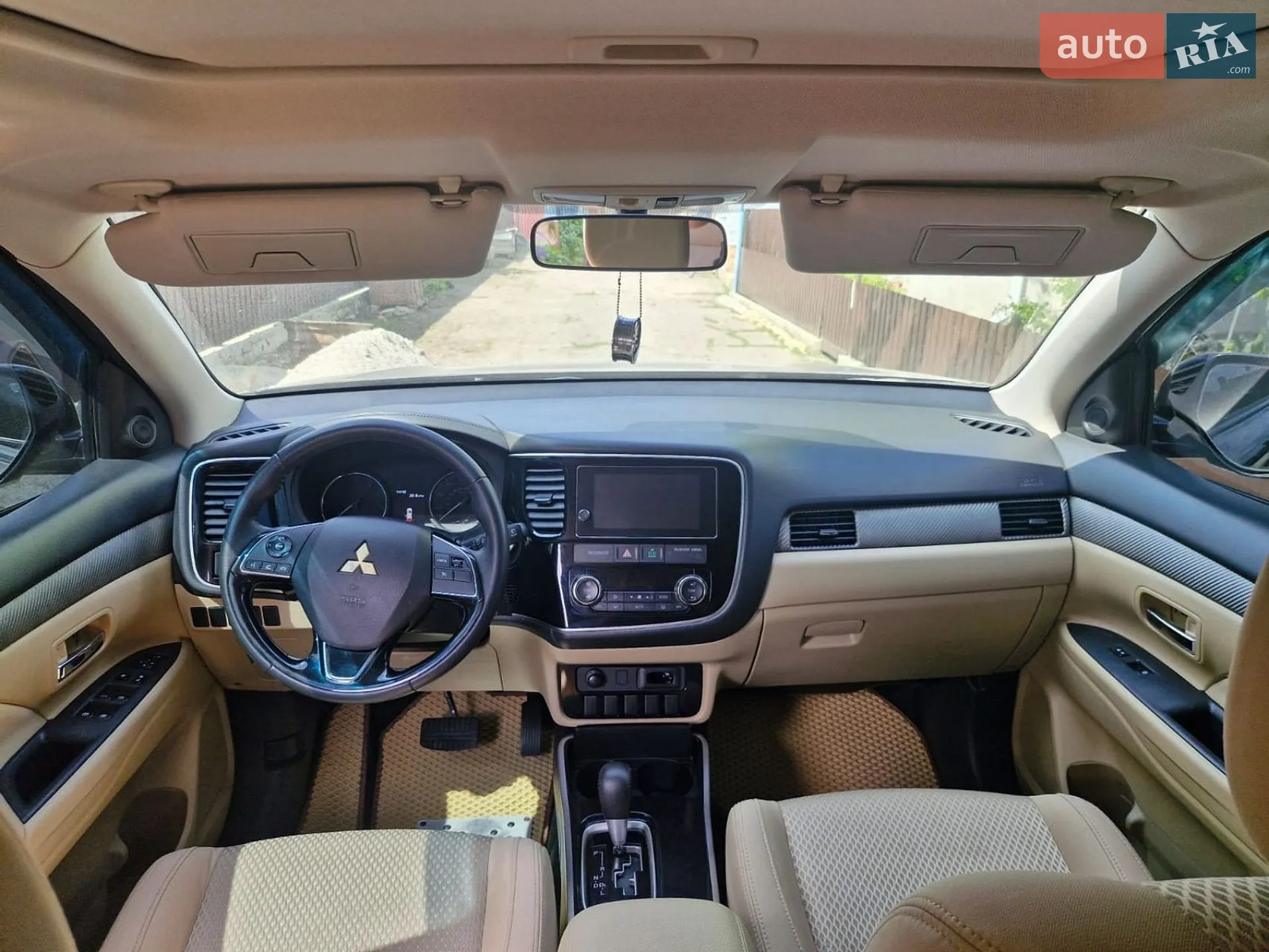 2018 Mitsubishi Outlander - мініатюра 14