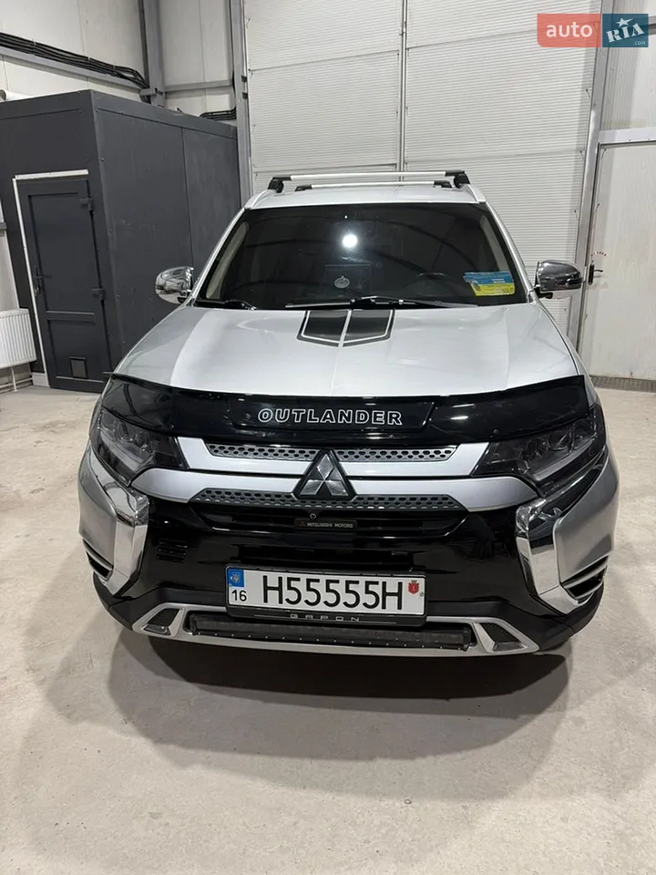 2018 Mitsubishi Outlander - мініатюра 27
