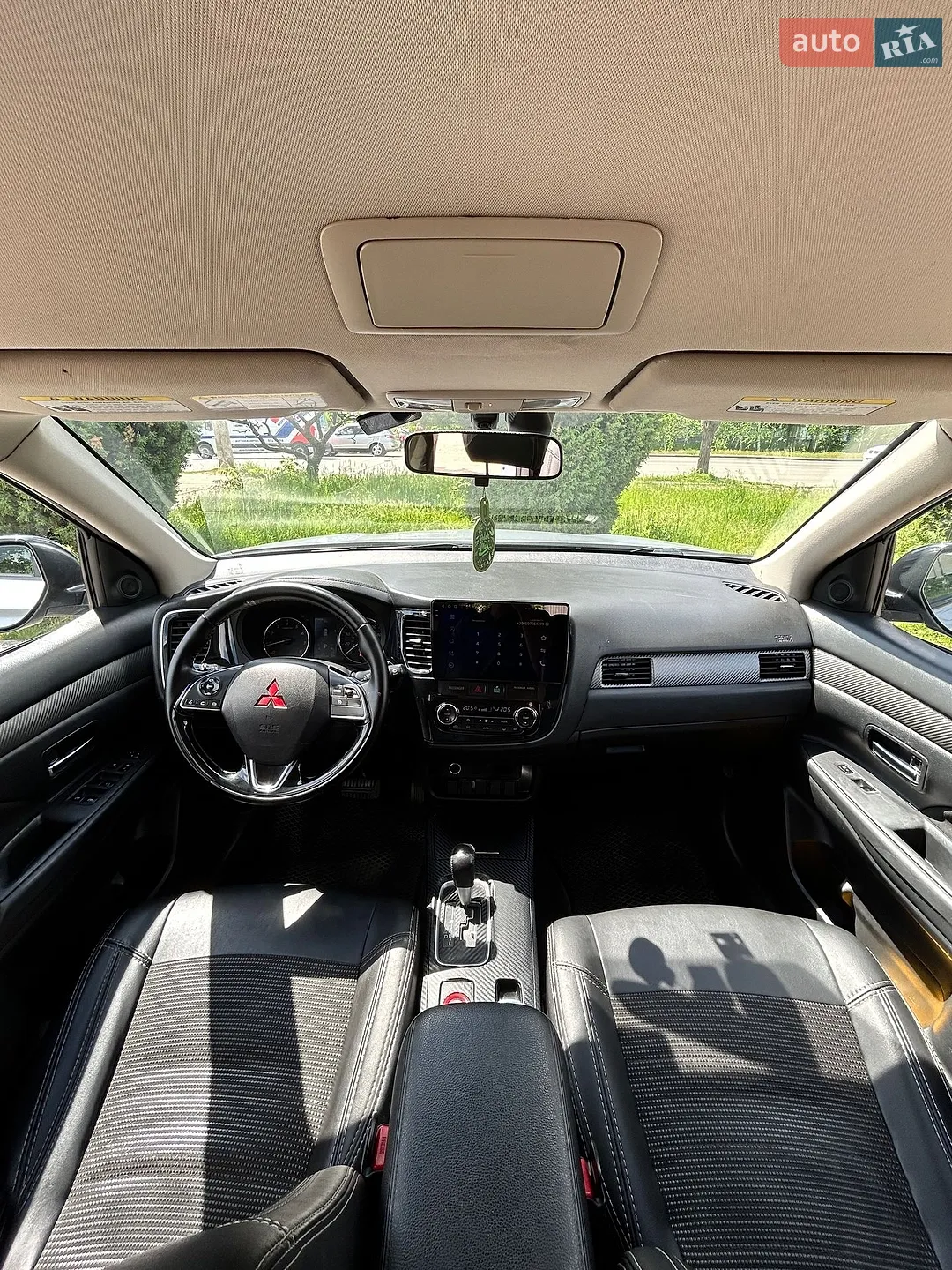 2017 Mitsubishi Outlander - мініатюра 18