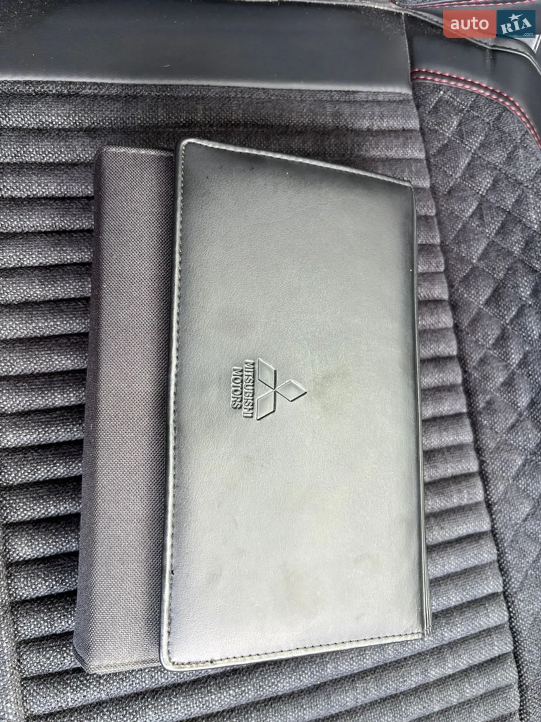 2010 Mitsubishi Outlander - мініатюра 38