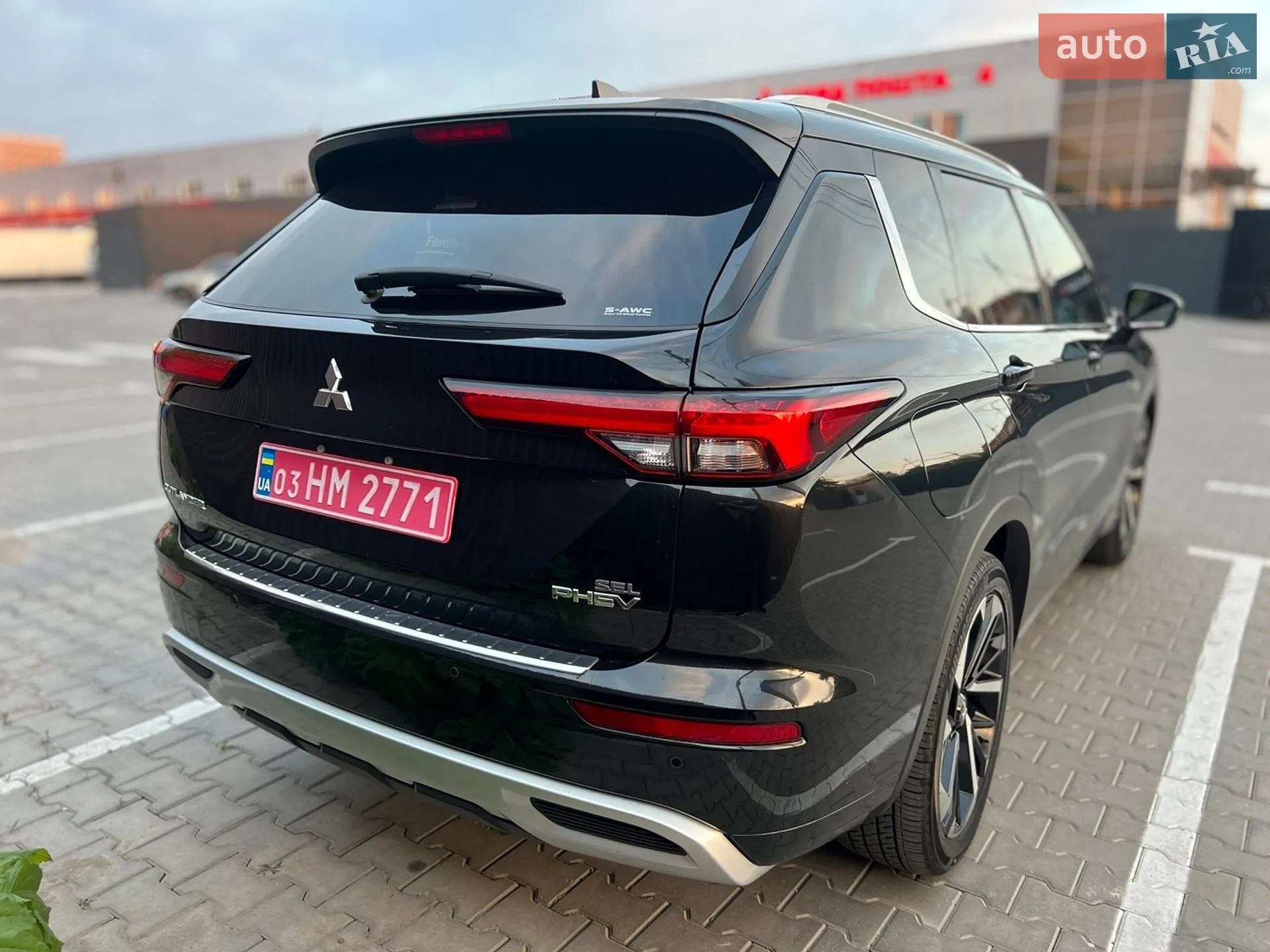 2023 Mitsubishi Outlander - мініатюра 28